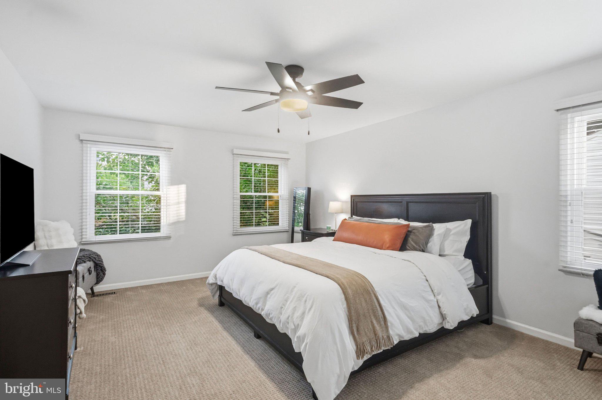 YARDLEY RUN - Residential