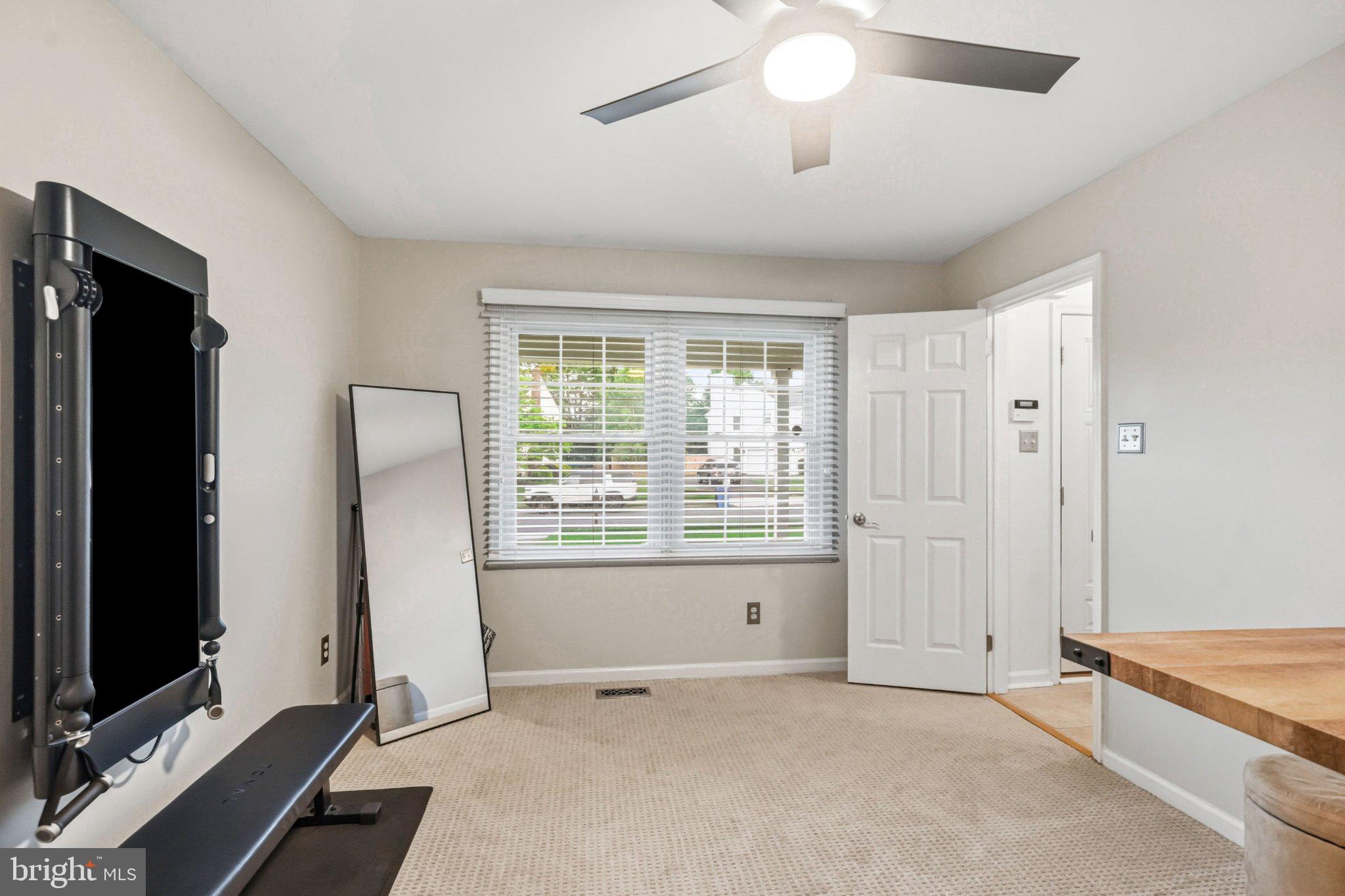 YARDLEY RUN - Residential