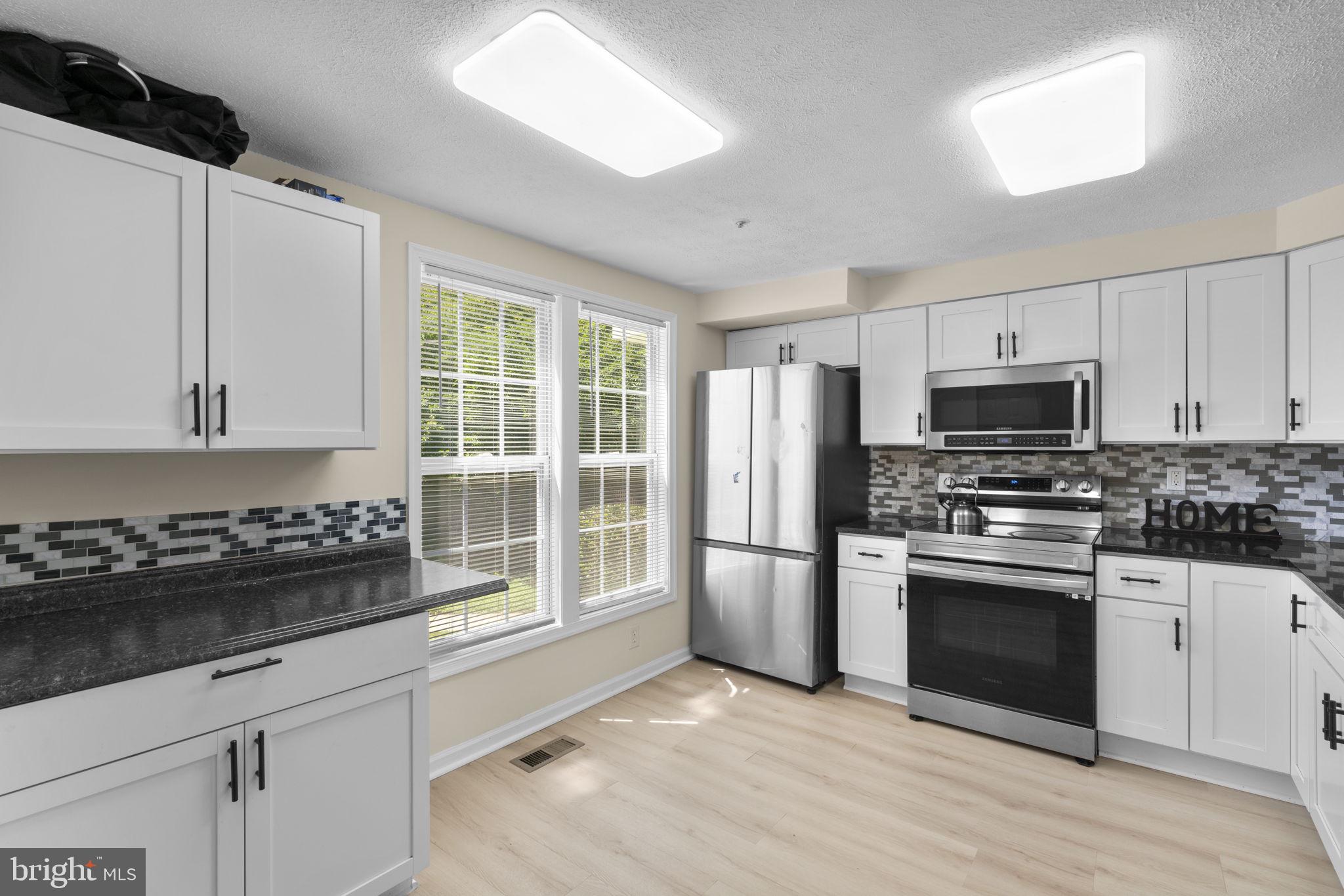 BEDFORD CROSSING - Residential