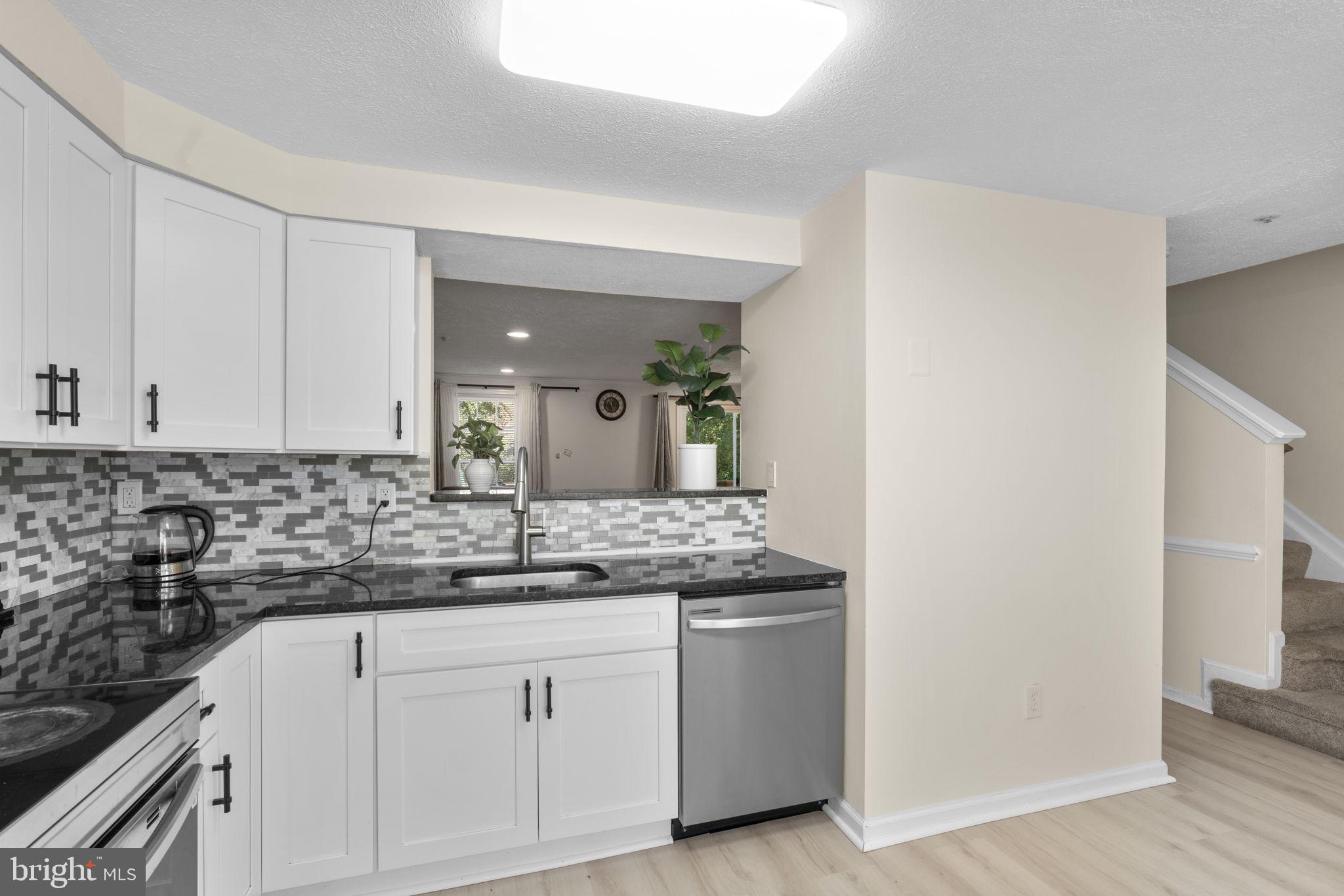 BEDFORD CROSSING - Residential