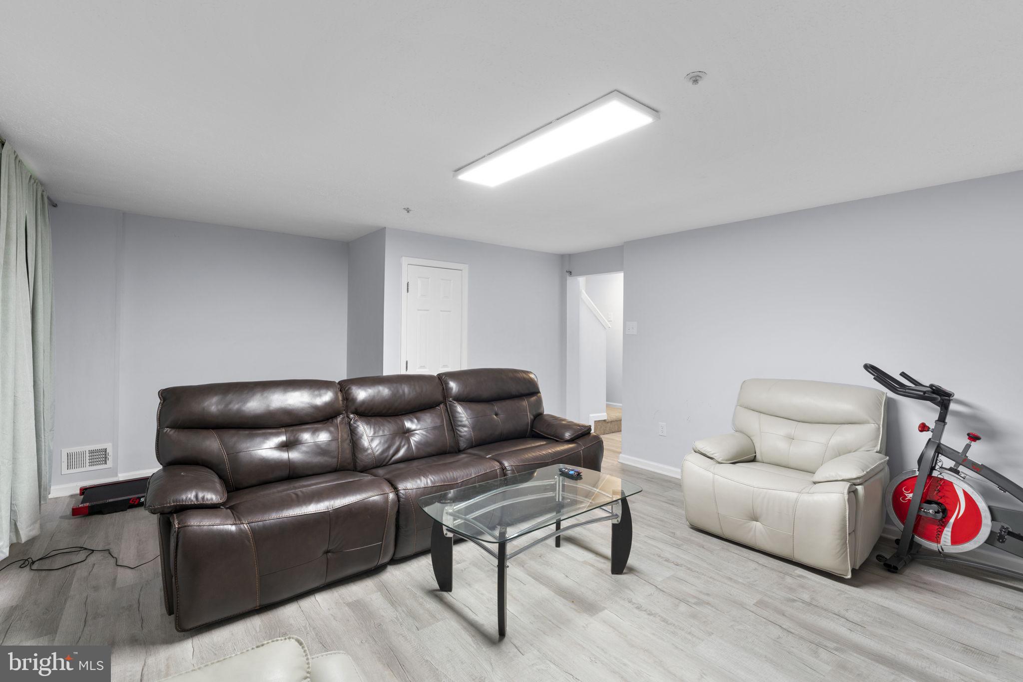 BEDFORD CROSSING - Residential