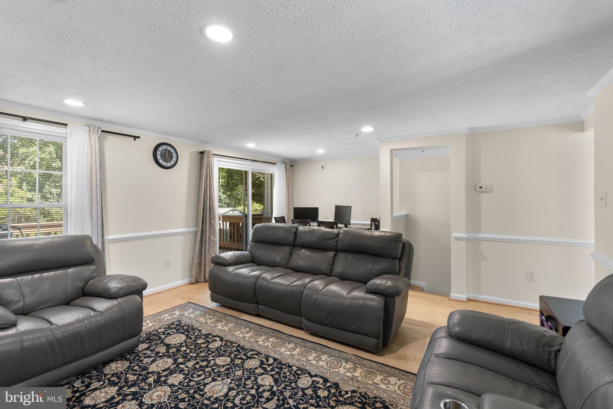 BEDFORD CROSSING - Residential