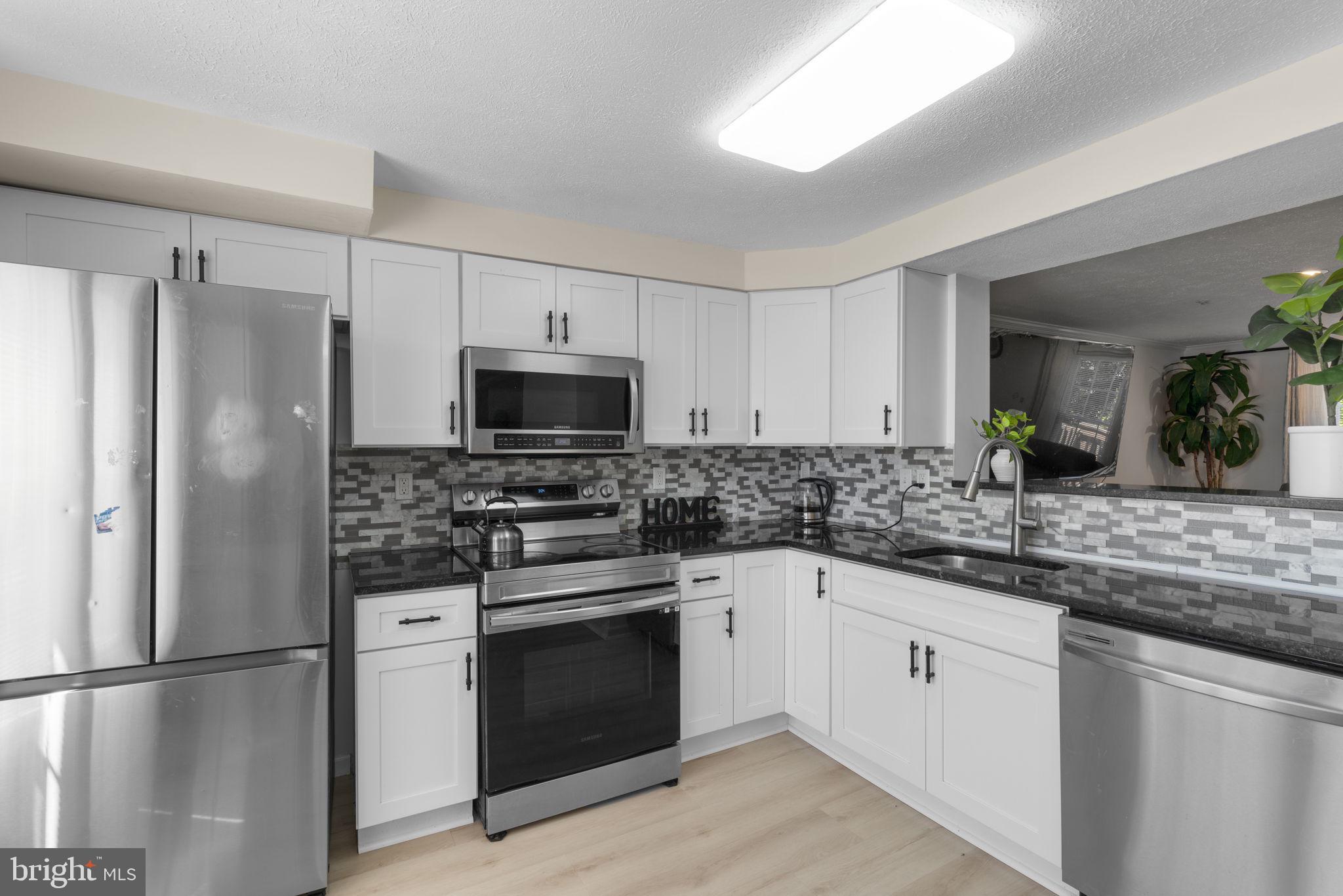 BEDFORD CROSSING - Residential