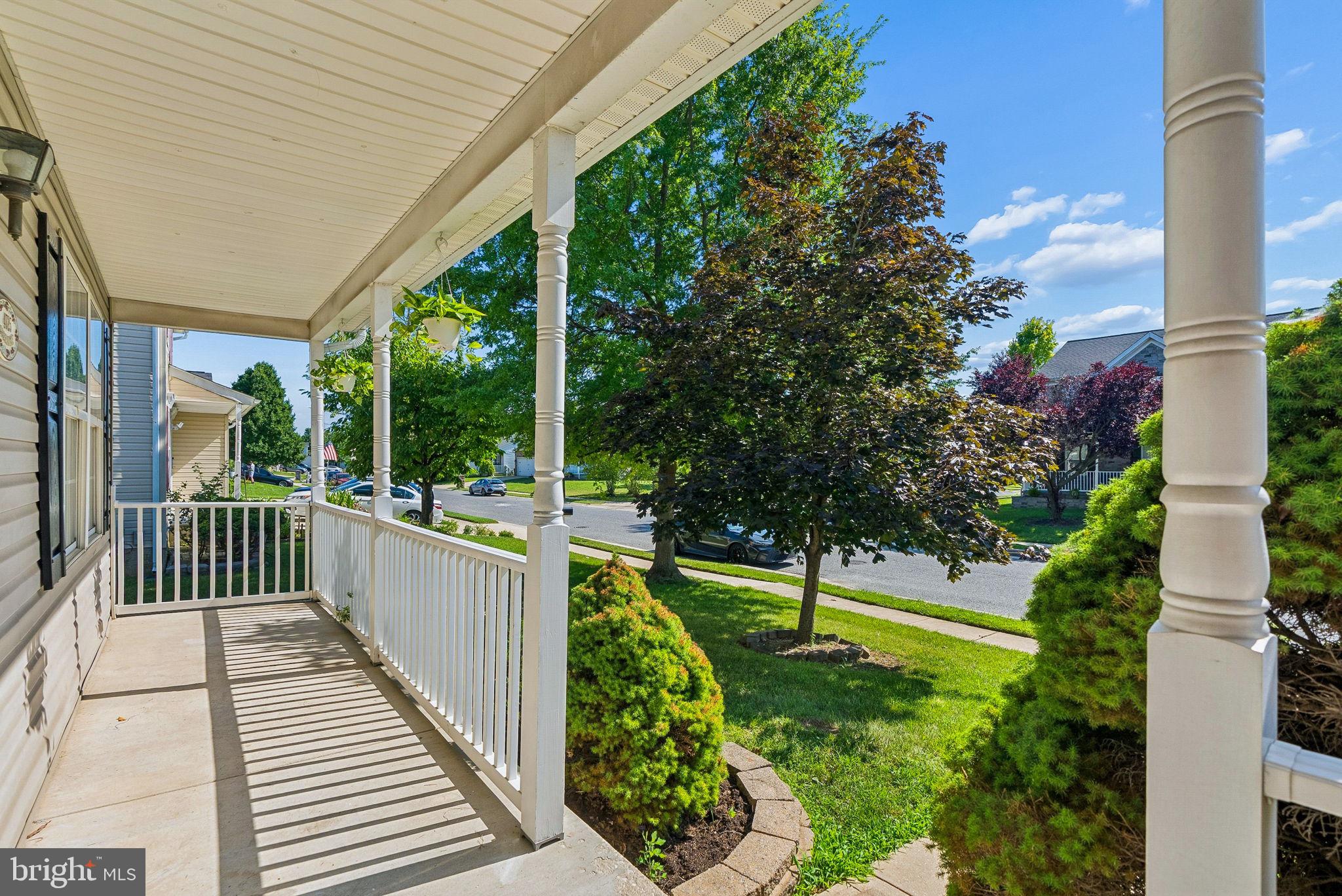 BEACHWOOD ESTATES - Residential