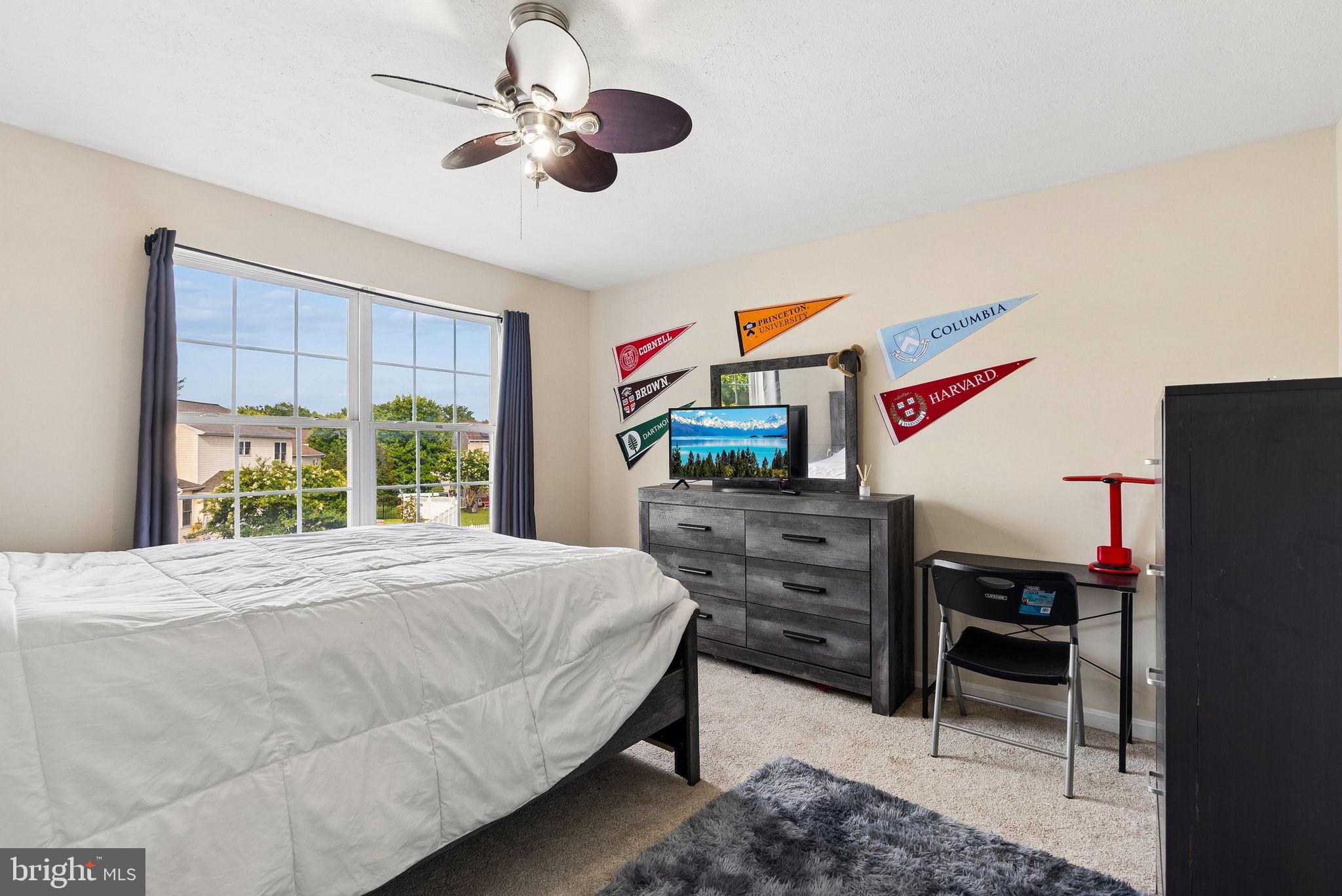 BEACHWOOD ESTATES - Residential