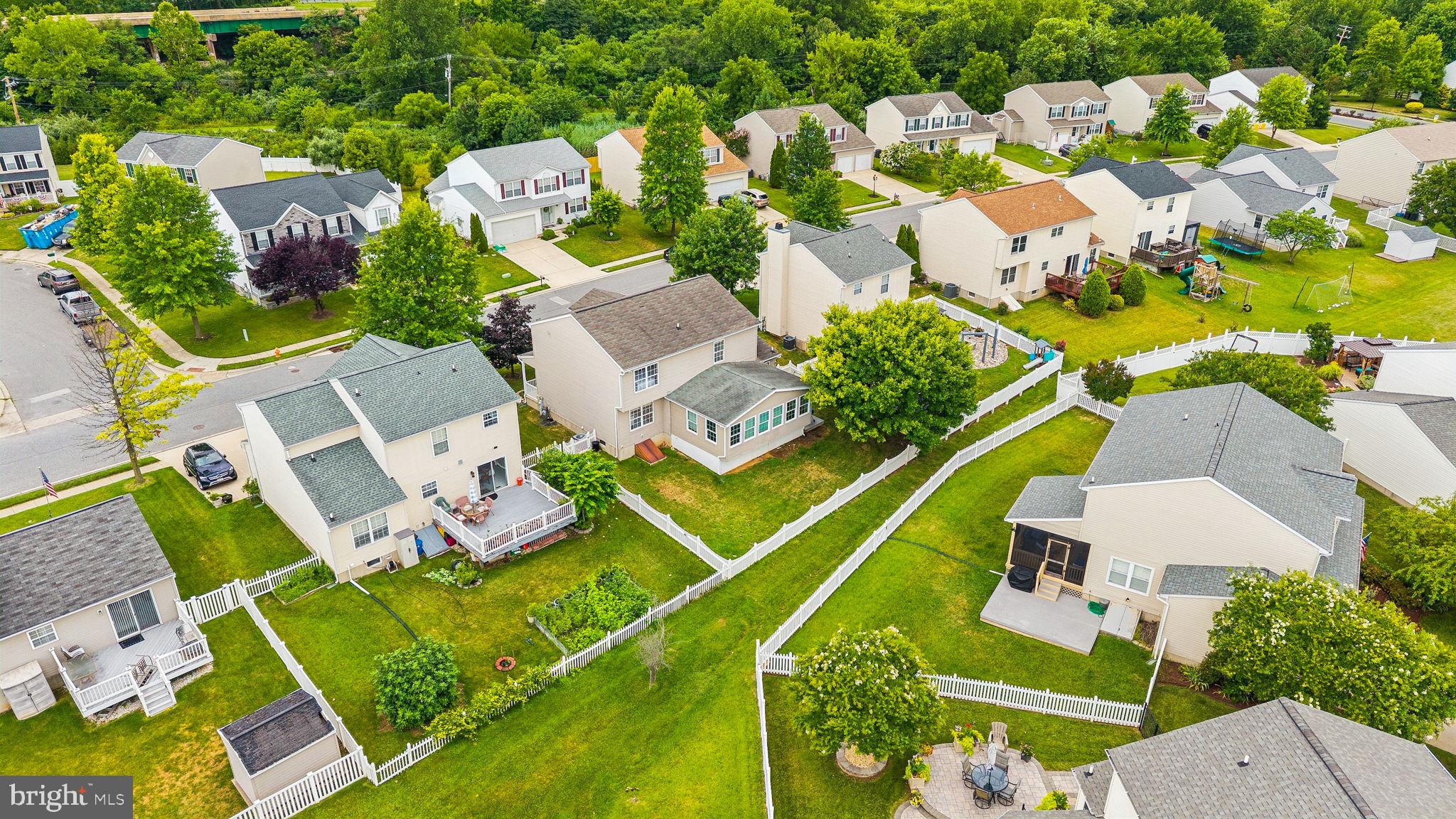 BEACHWOOD ESTATES - Residential