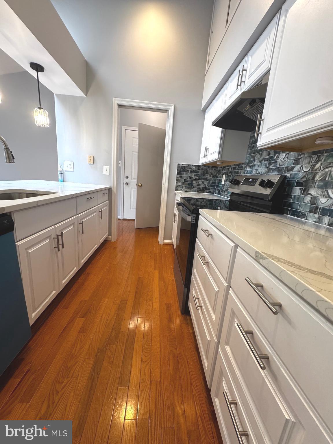 WINTERGATE AT LONGMEAD CROSSING - Residential