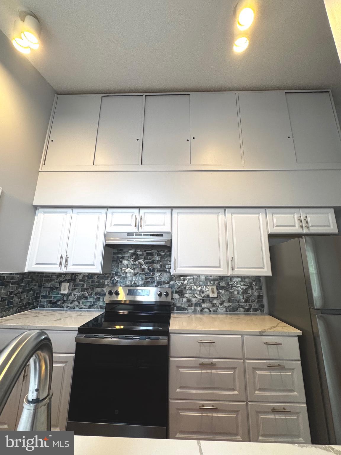 WINTERGATE AT LONGMEAD CROSSING - Residential