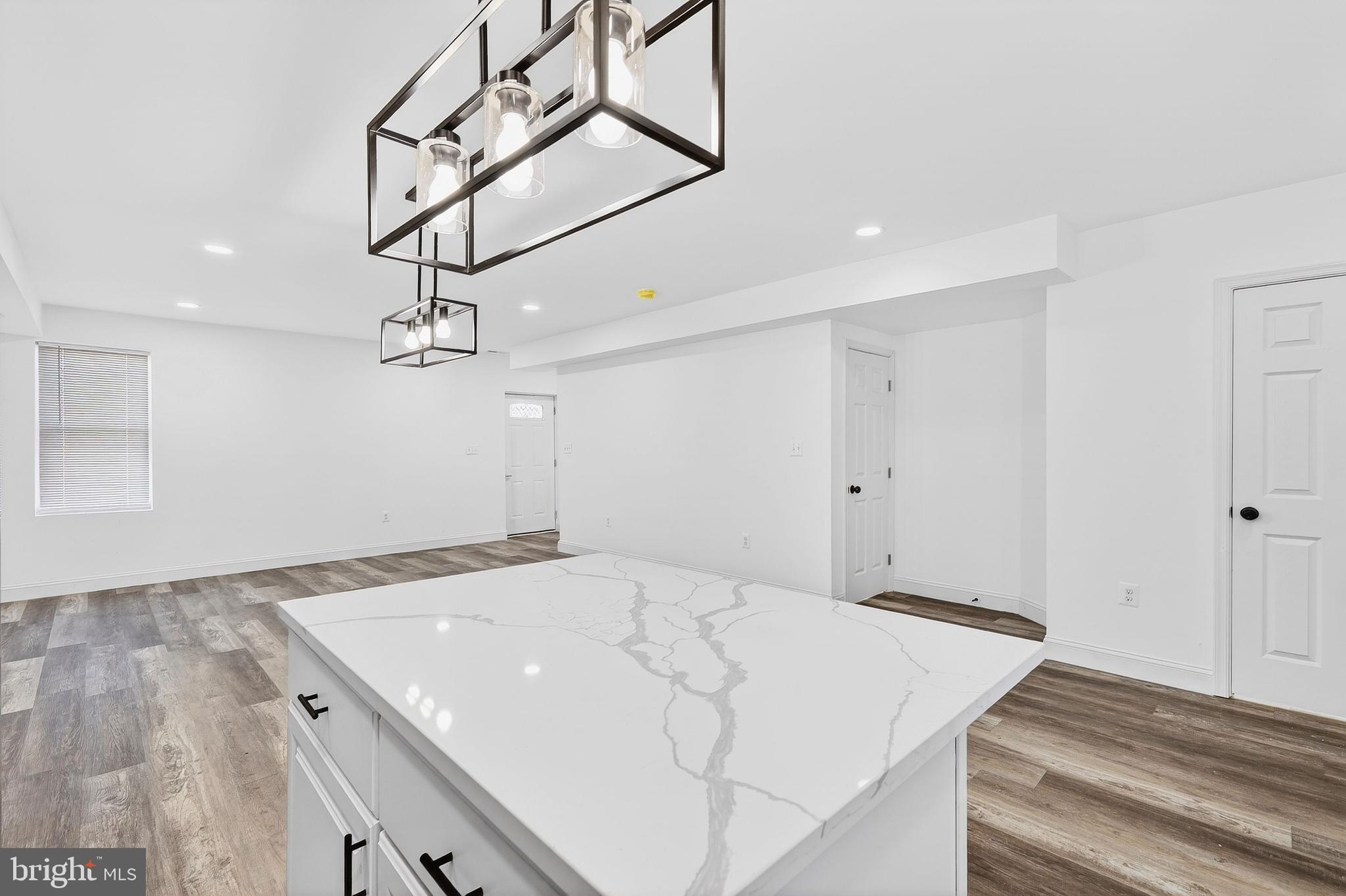 ROSEMONT - Residential