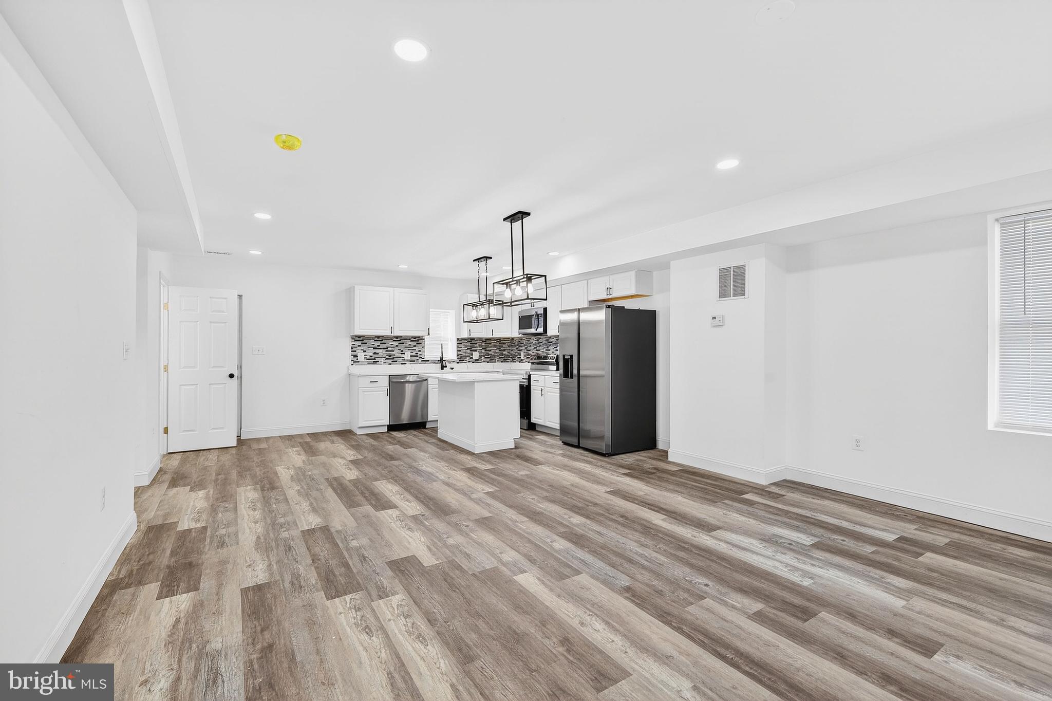ROSEMONT - Residential