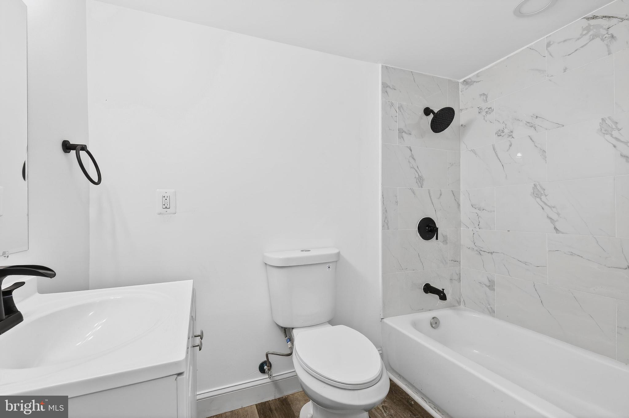 ROSEMONT - Residential