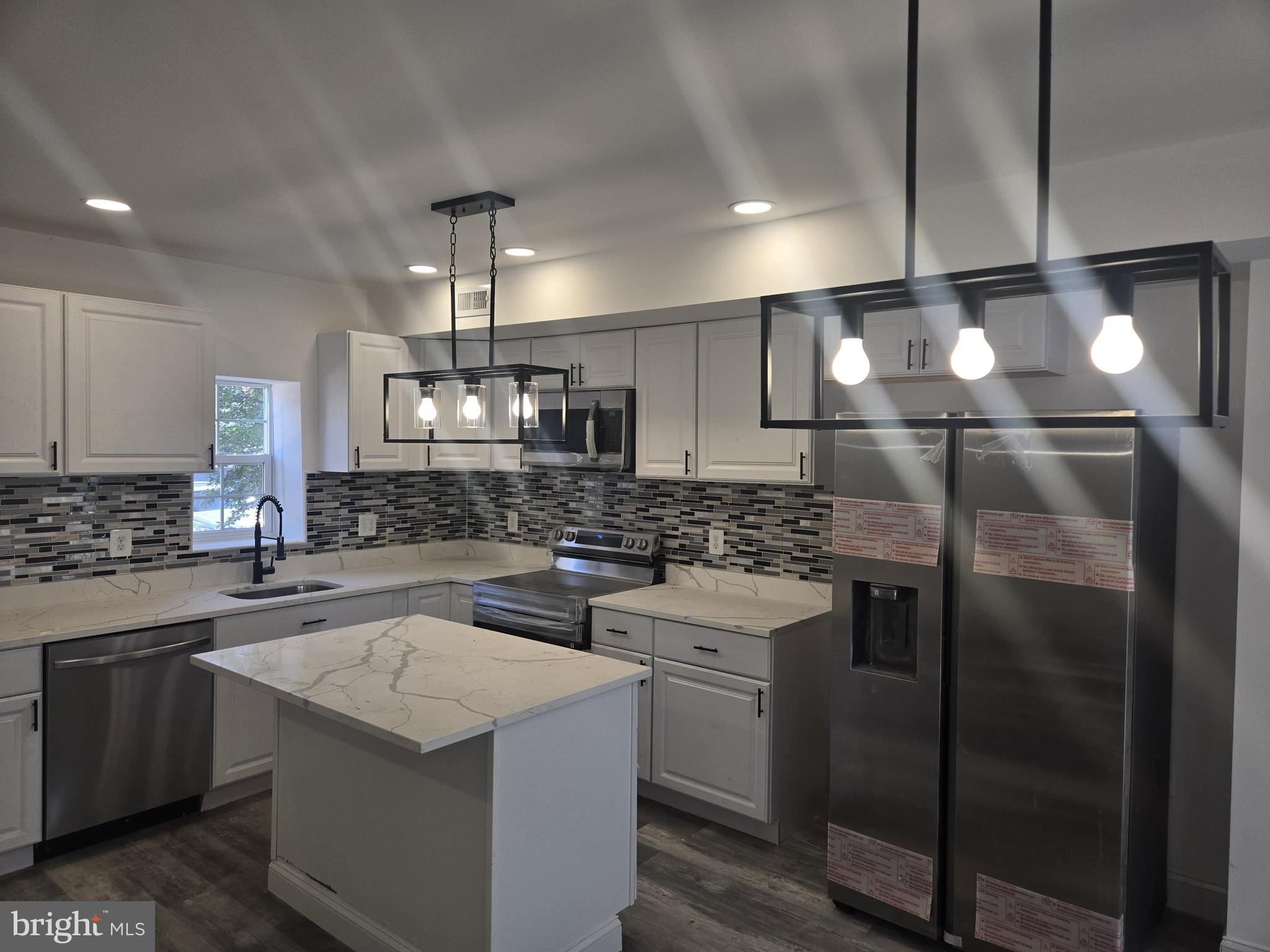 ROSEMONT - Residential