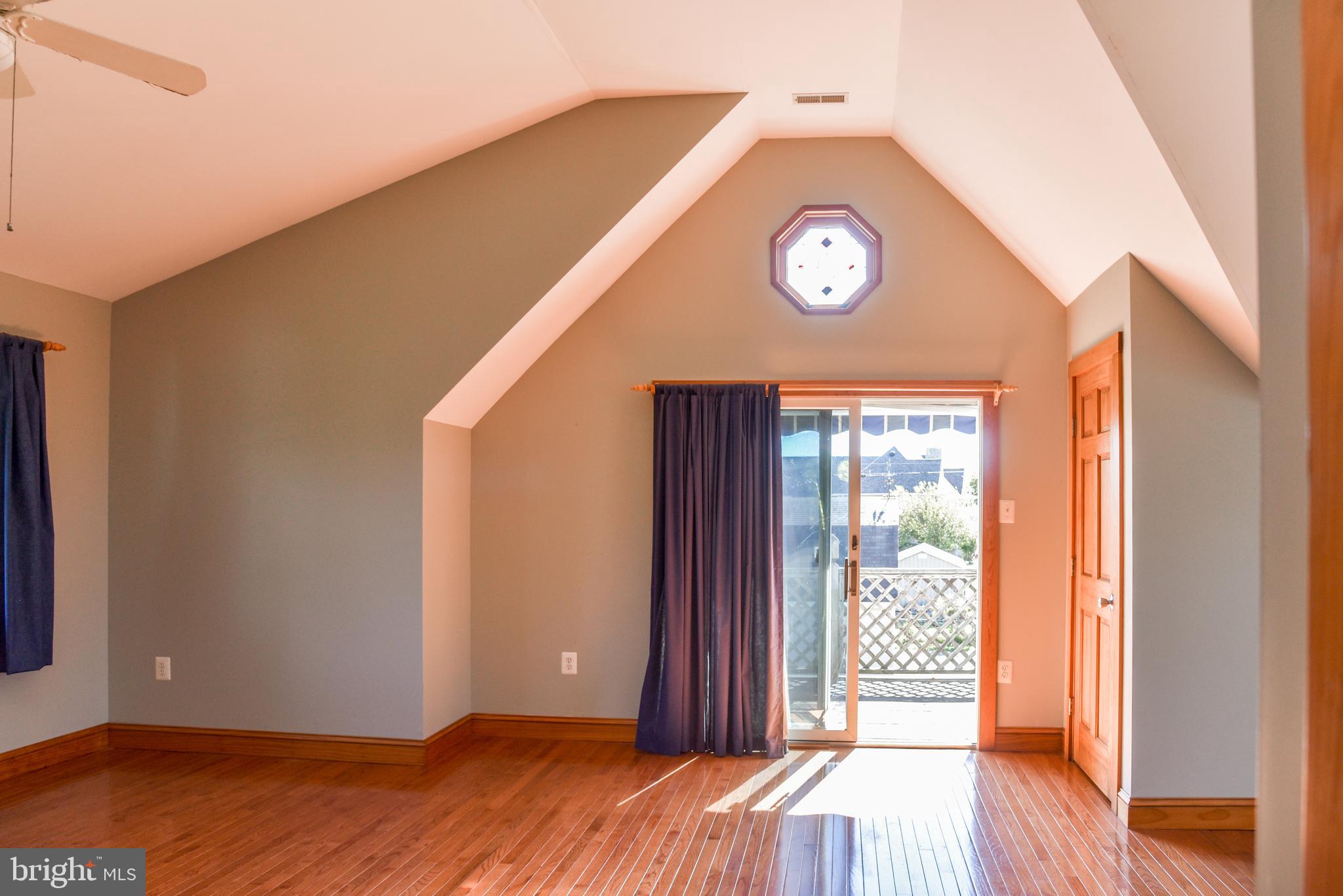 BARNARDS POINT - Residential