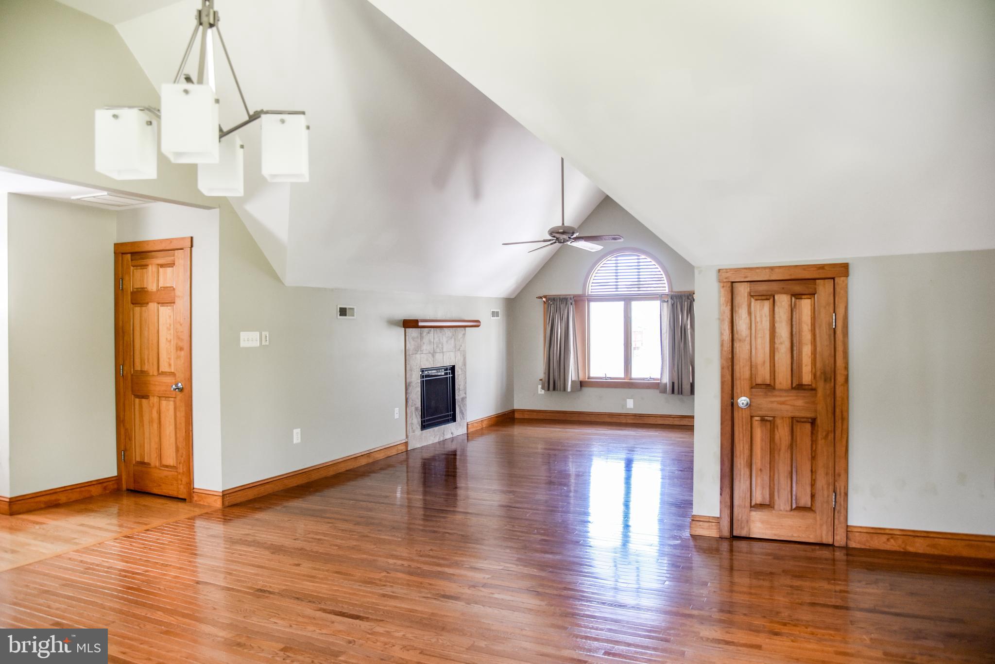 BARNARDS POINT - Residential