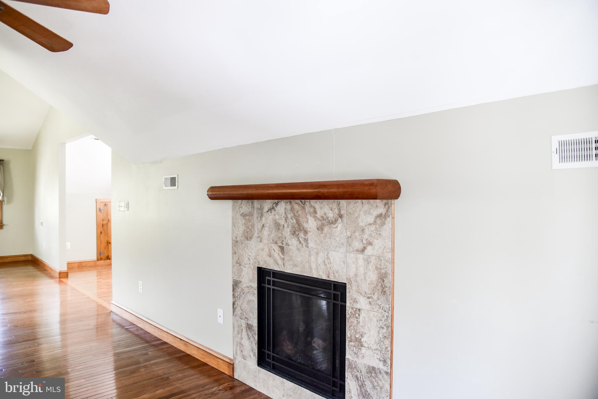 BARNARDS POINT - Residential