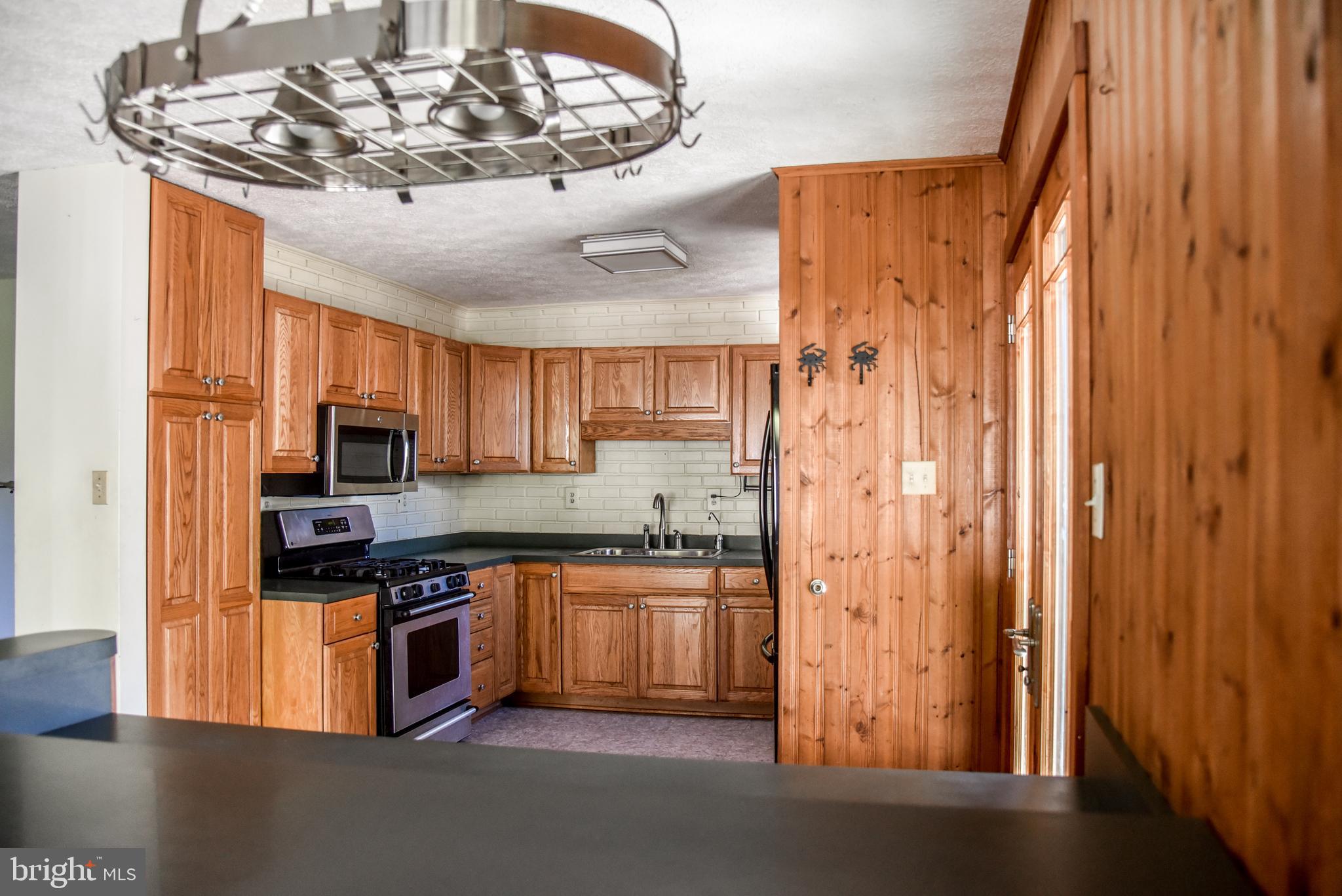 BARNARDS POINT - Residential