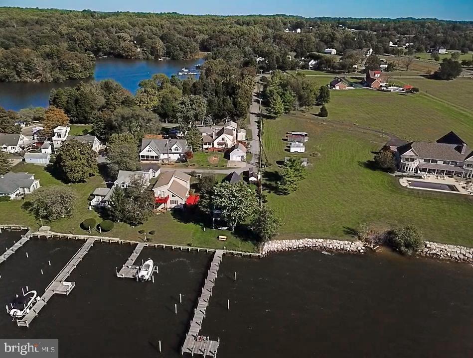 BARNARDS POINT - Residential