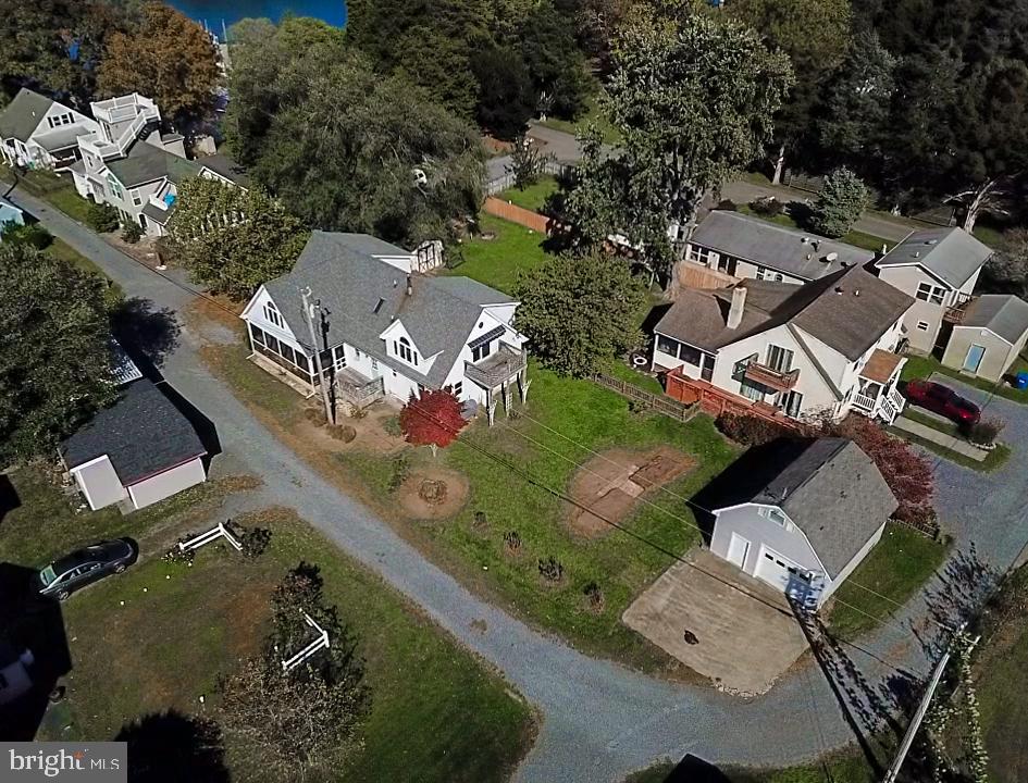 BARNARDS POINT - Residential