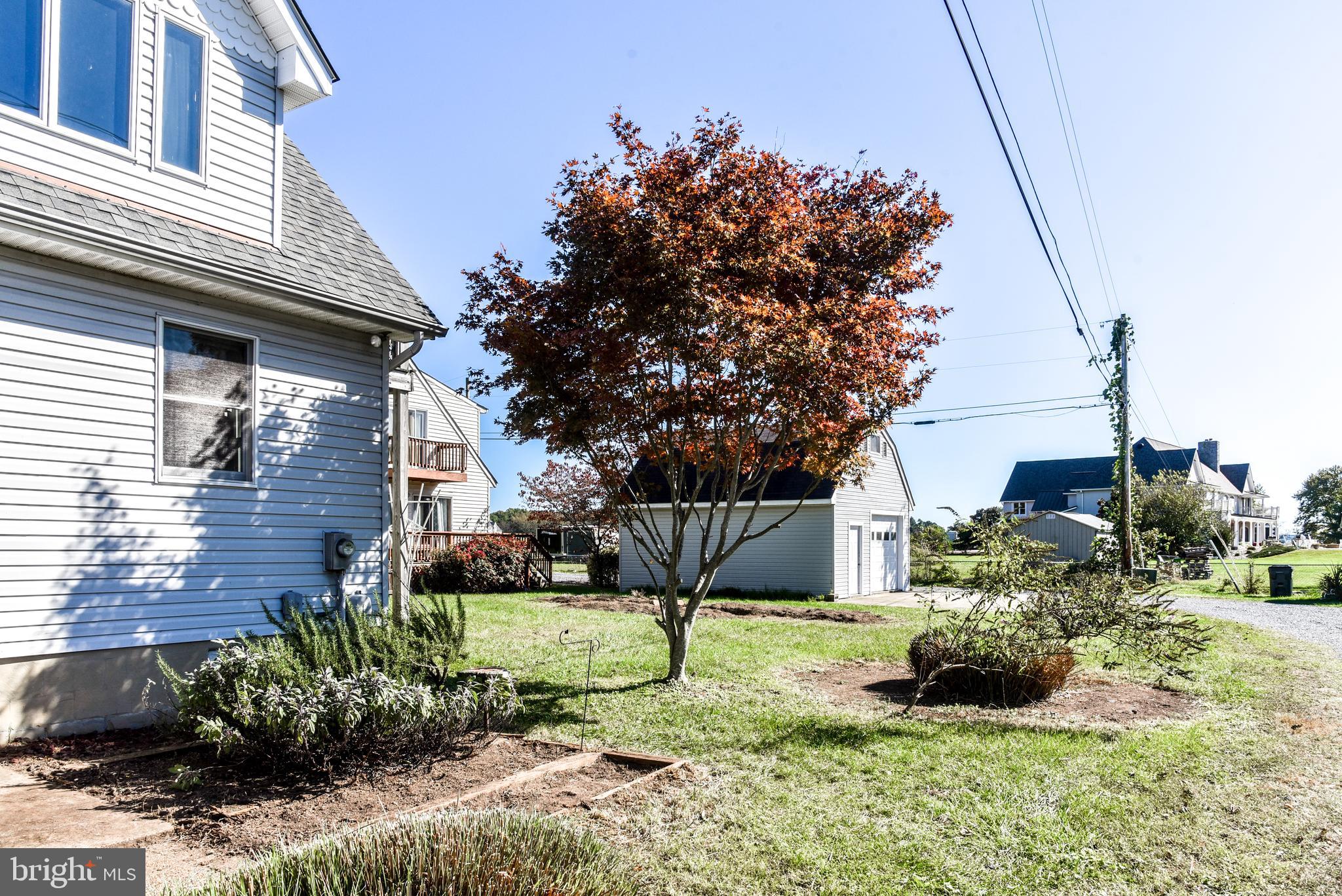 BARNARDS POINT - Residential