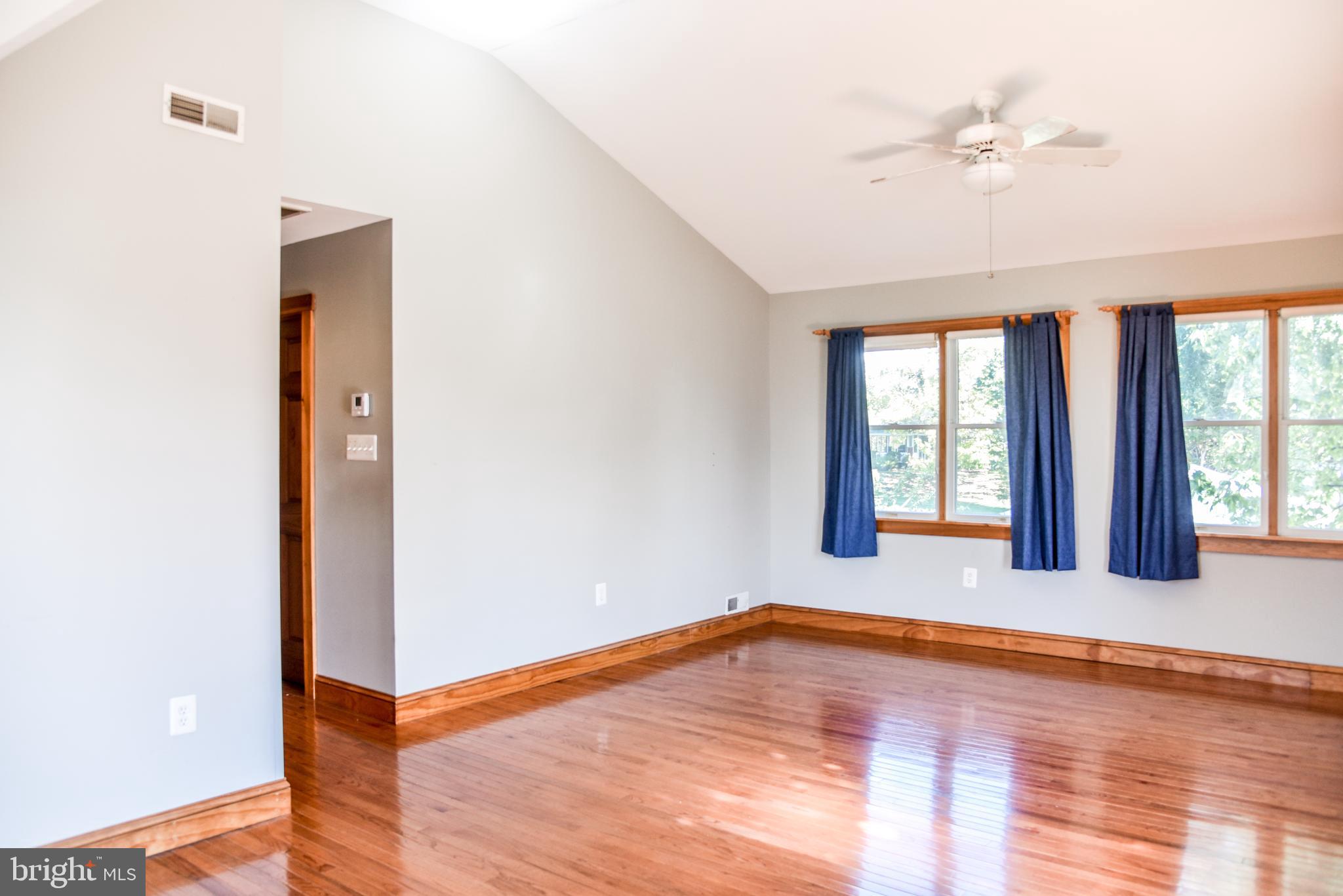 BARNARDS POINT - Residential
