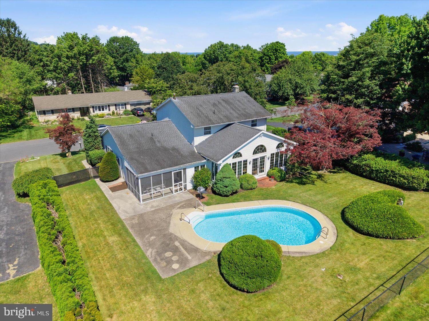 STAFFORD HEIGHTS - Residential