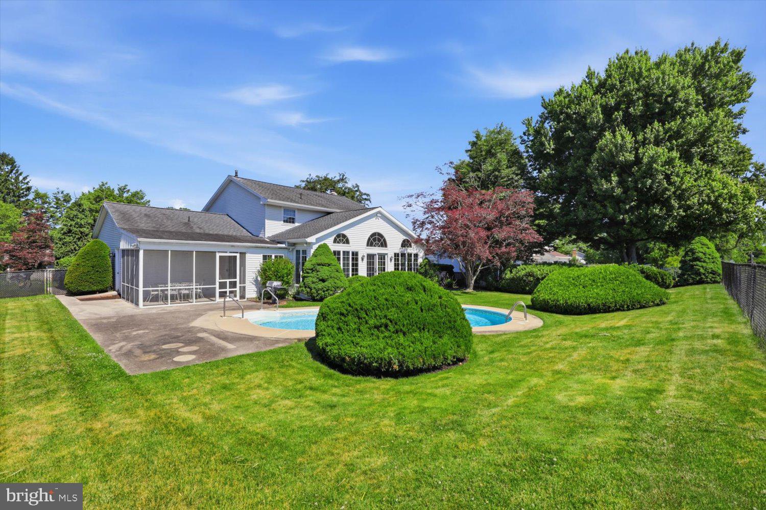 STAFFORD HEIGHTS - Residential