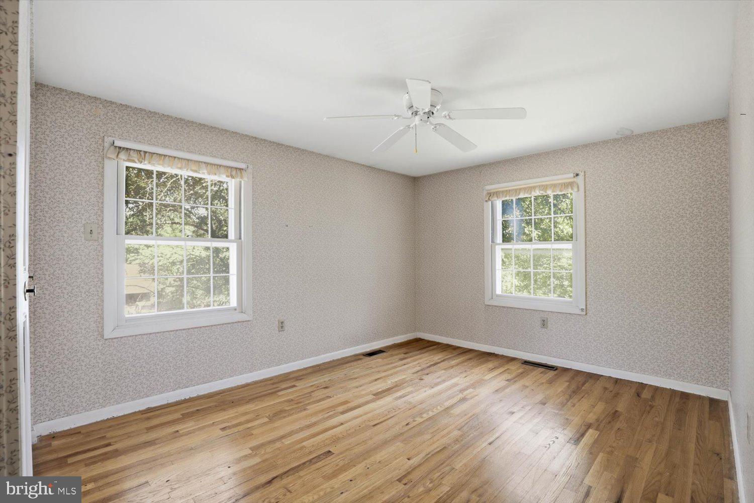 STAFFORD HEIGHTS - Residential