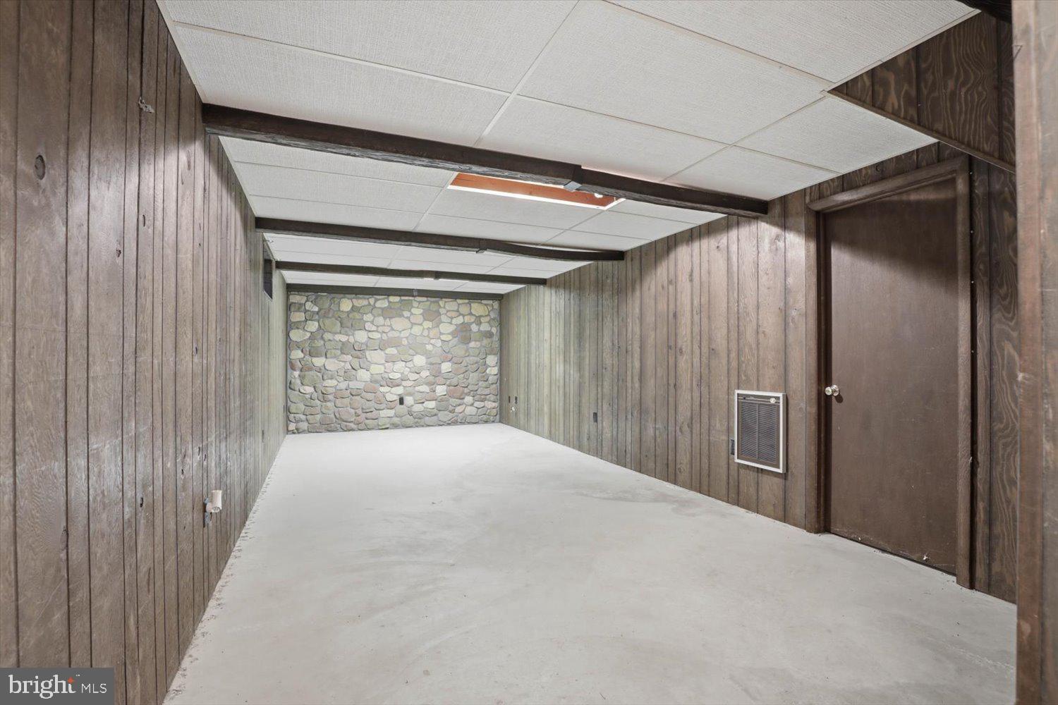 STAFFORD HEIGHTS - Residential
