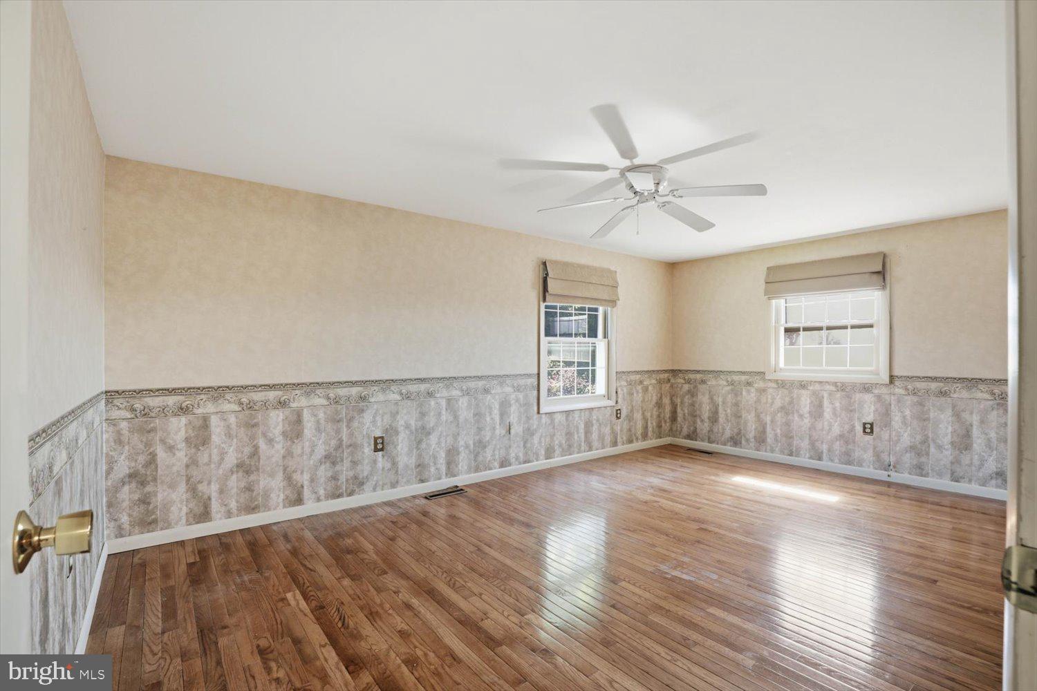 STAFFORD HEIGHTS - Residential
