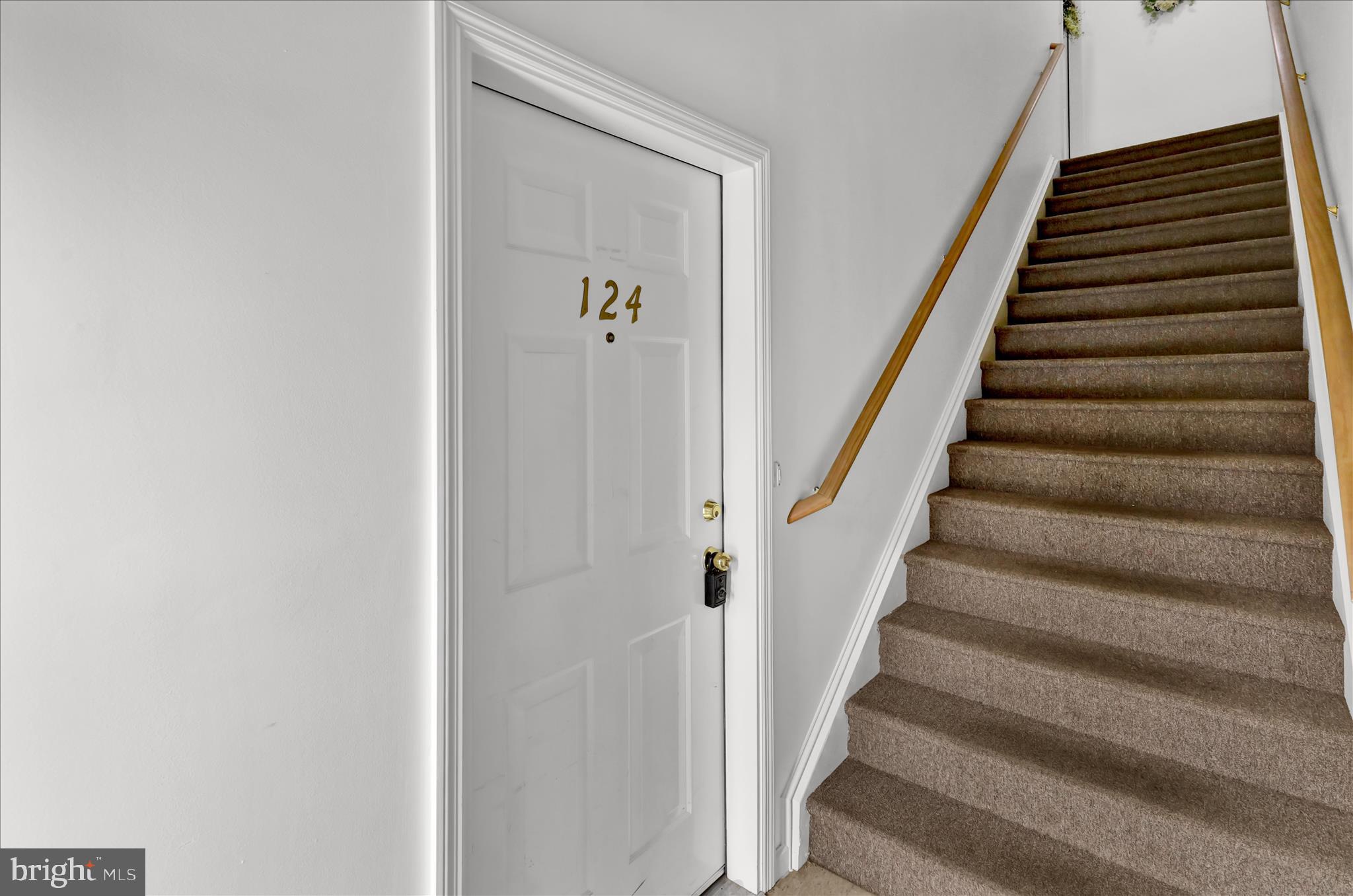 LAUREL SPRINGS - Residential