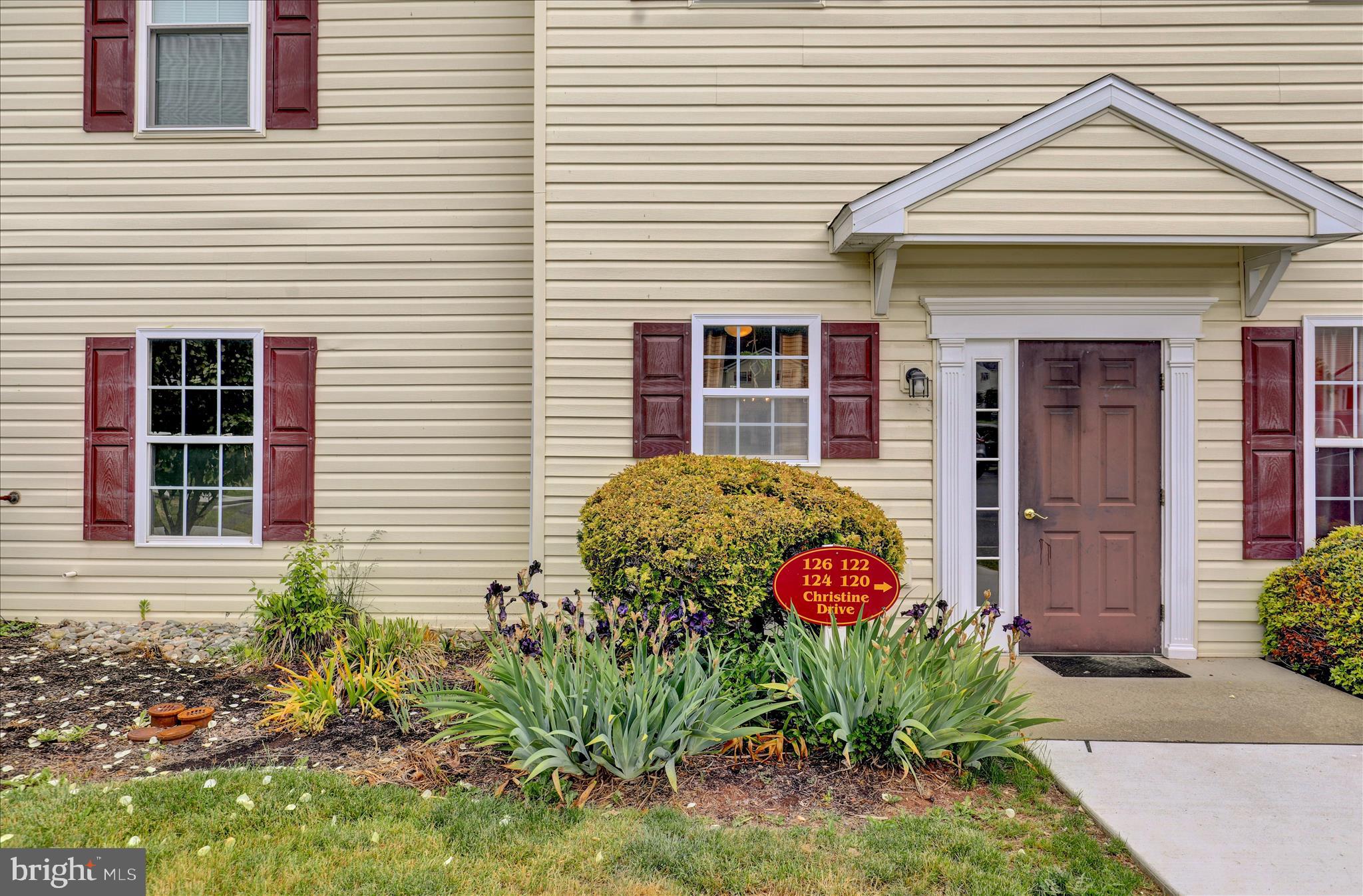 LAUREL SPRINGS - Residential