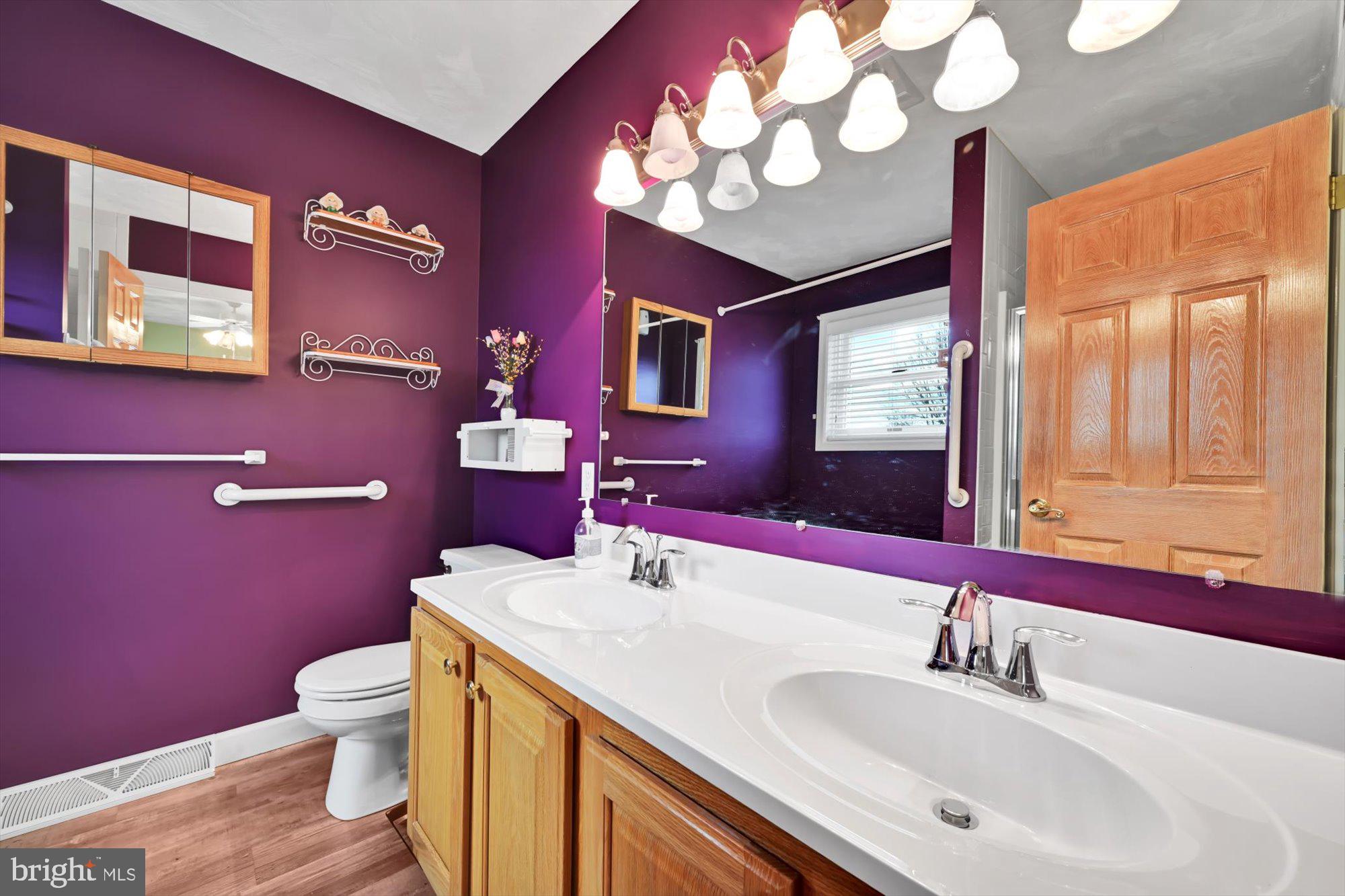 WINDSOR TWP - Residential