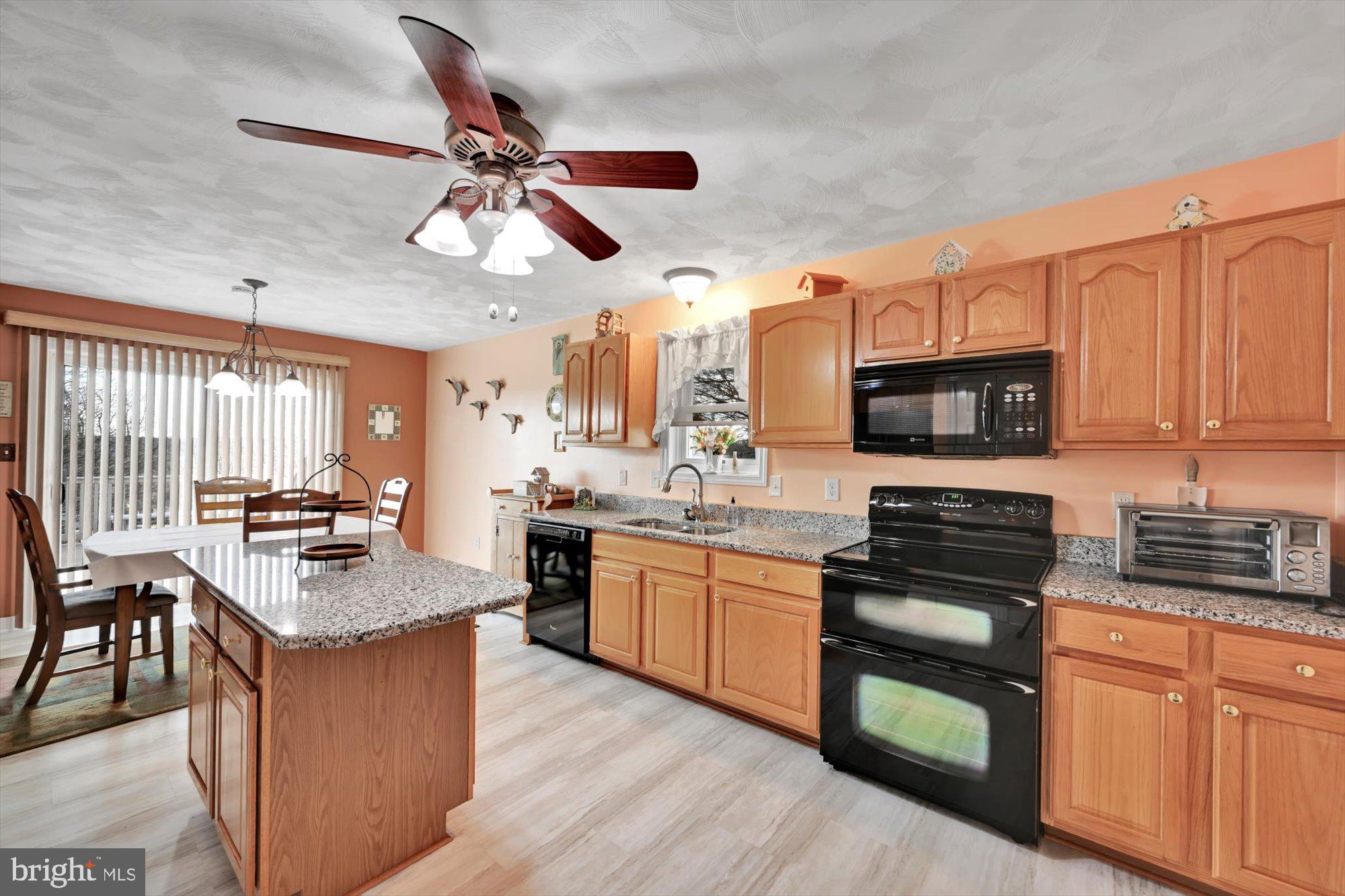 WINDSOR TWP - Residential