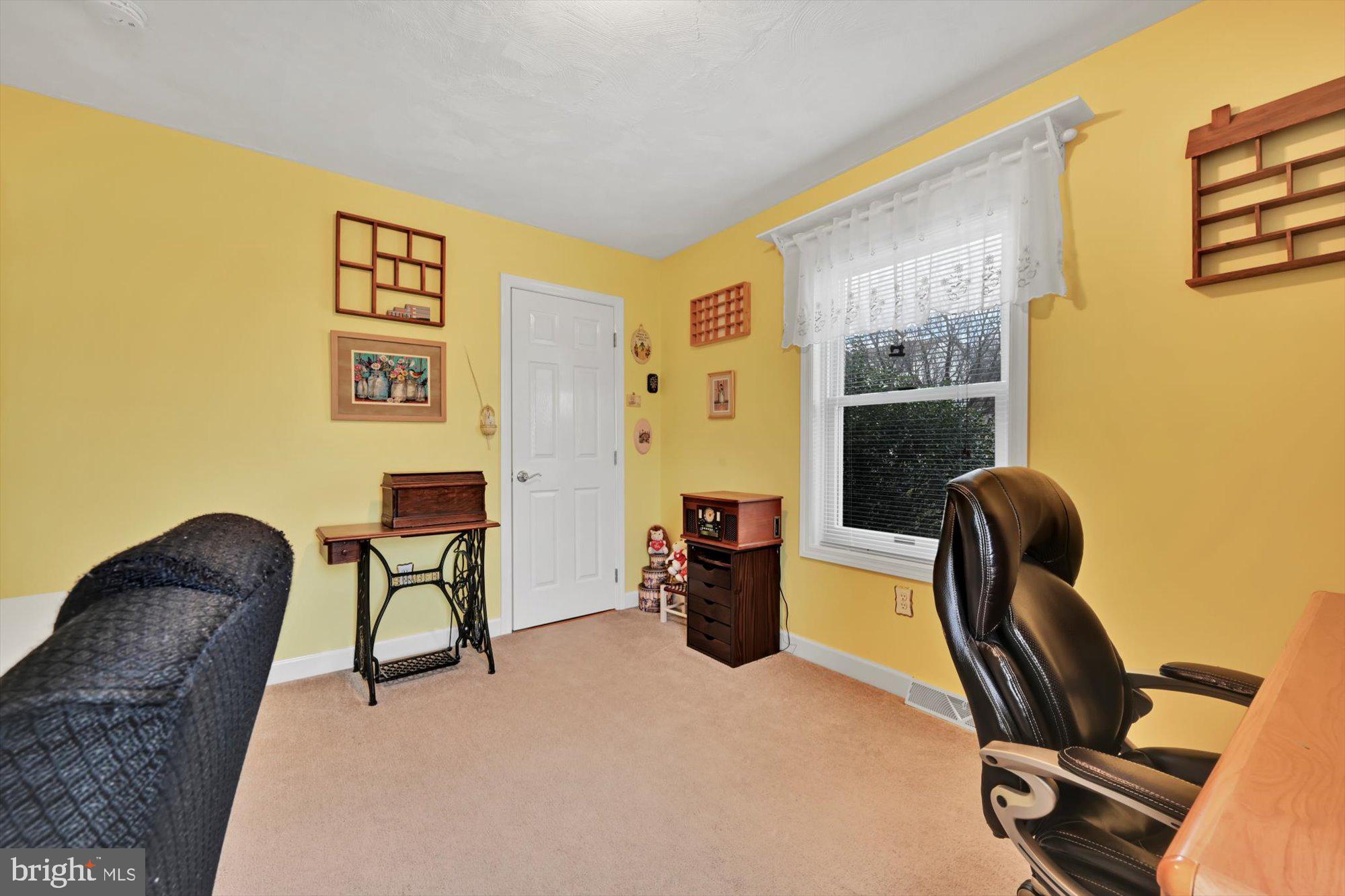 WINDSOR TWP - Residential