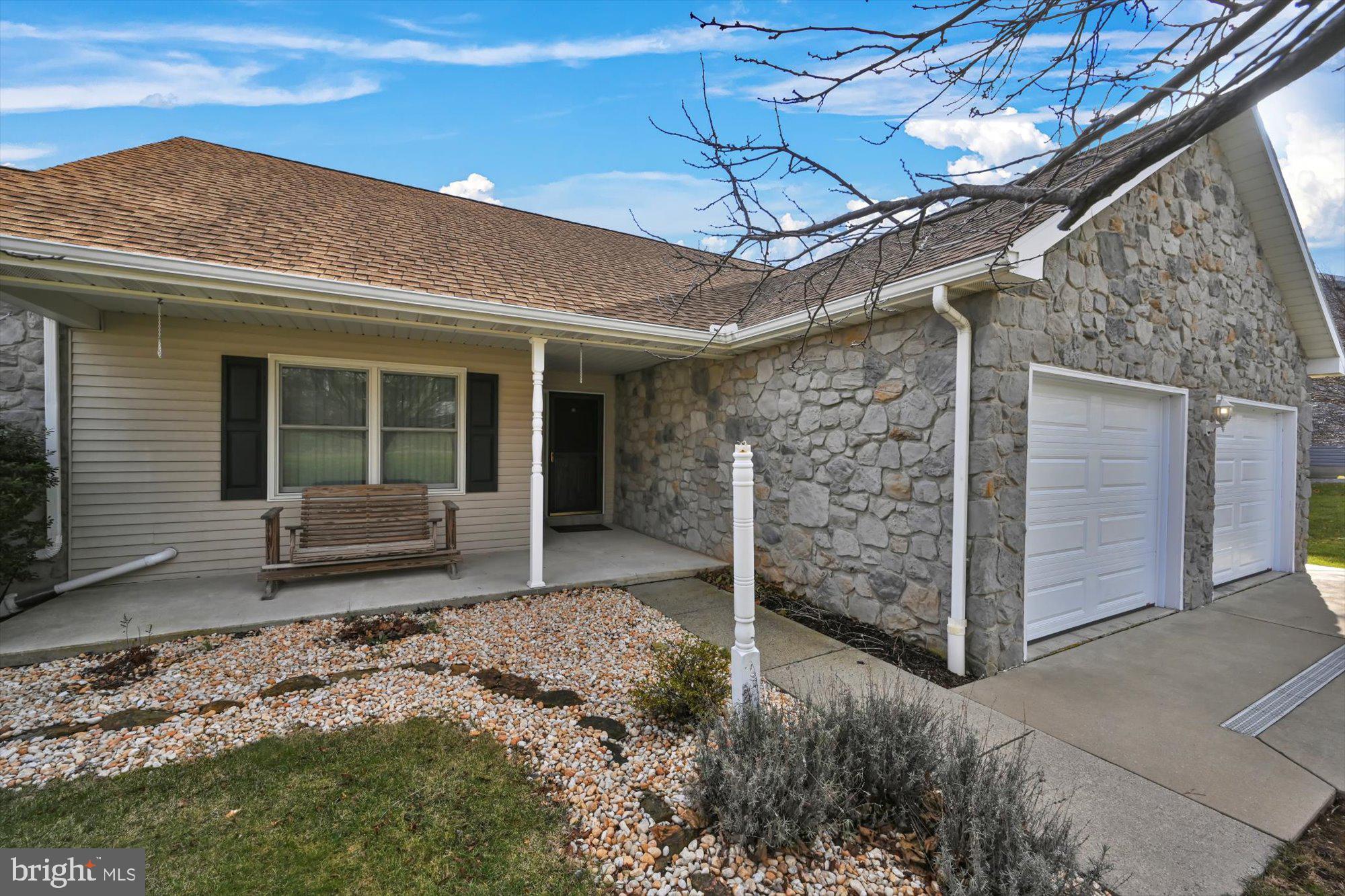 WINDSOR TWP - Residential