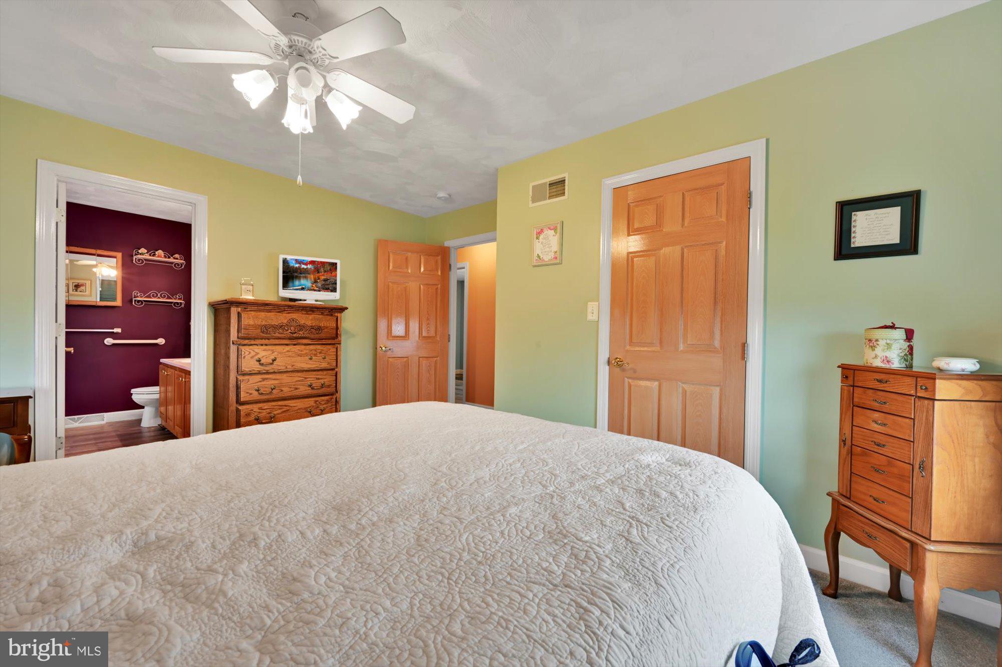 WINDSOR TWP - Residential