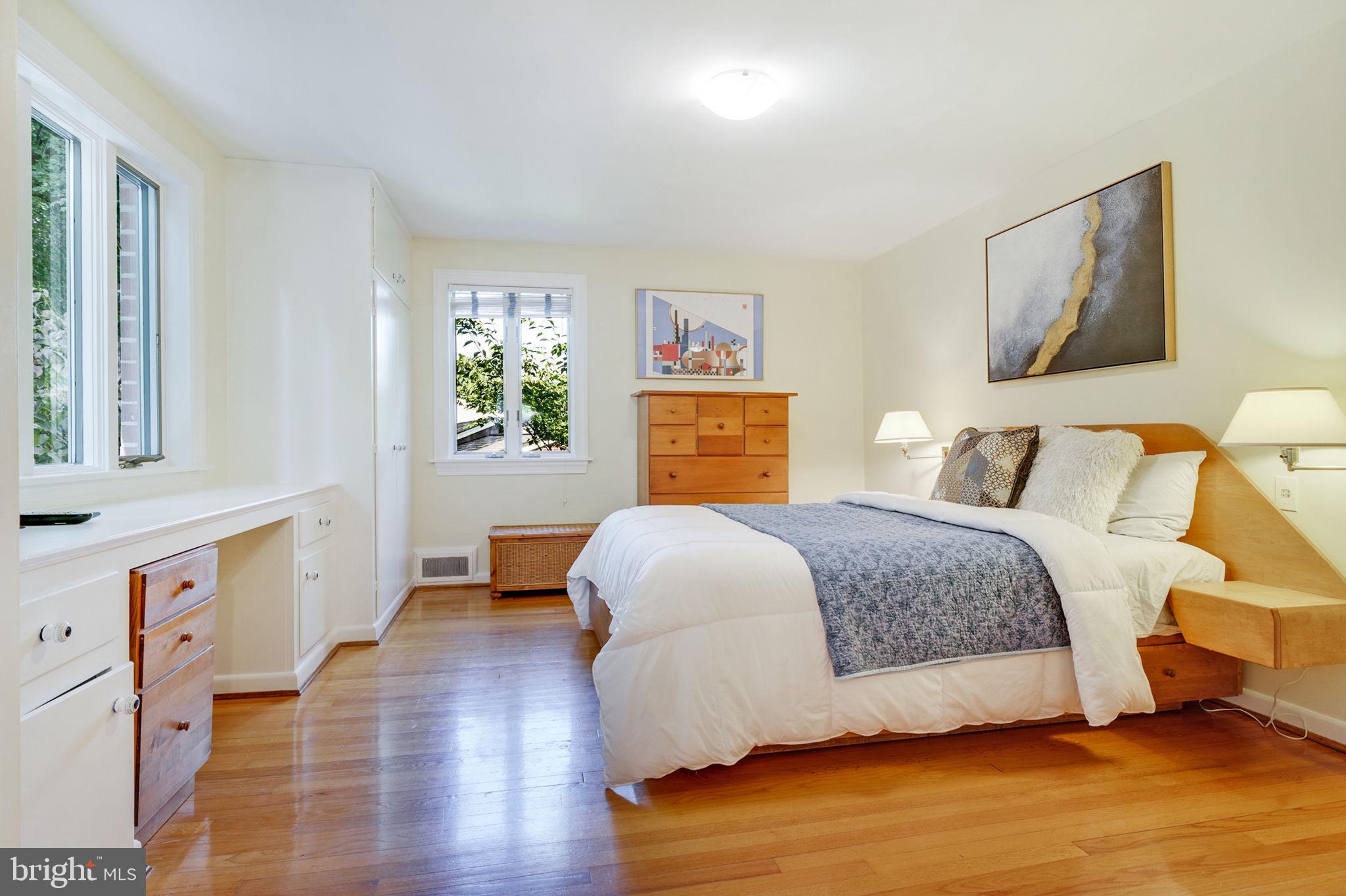 BROADMONT - Residential