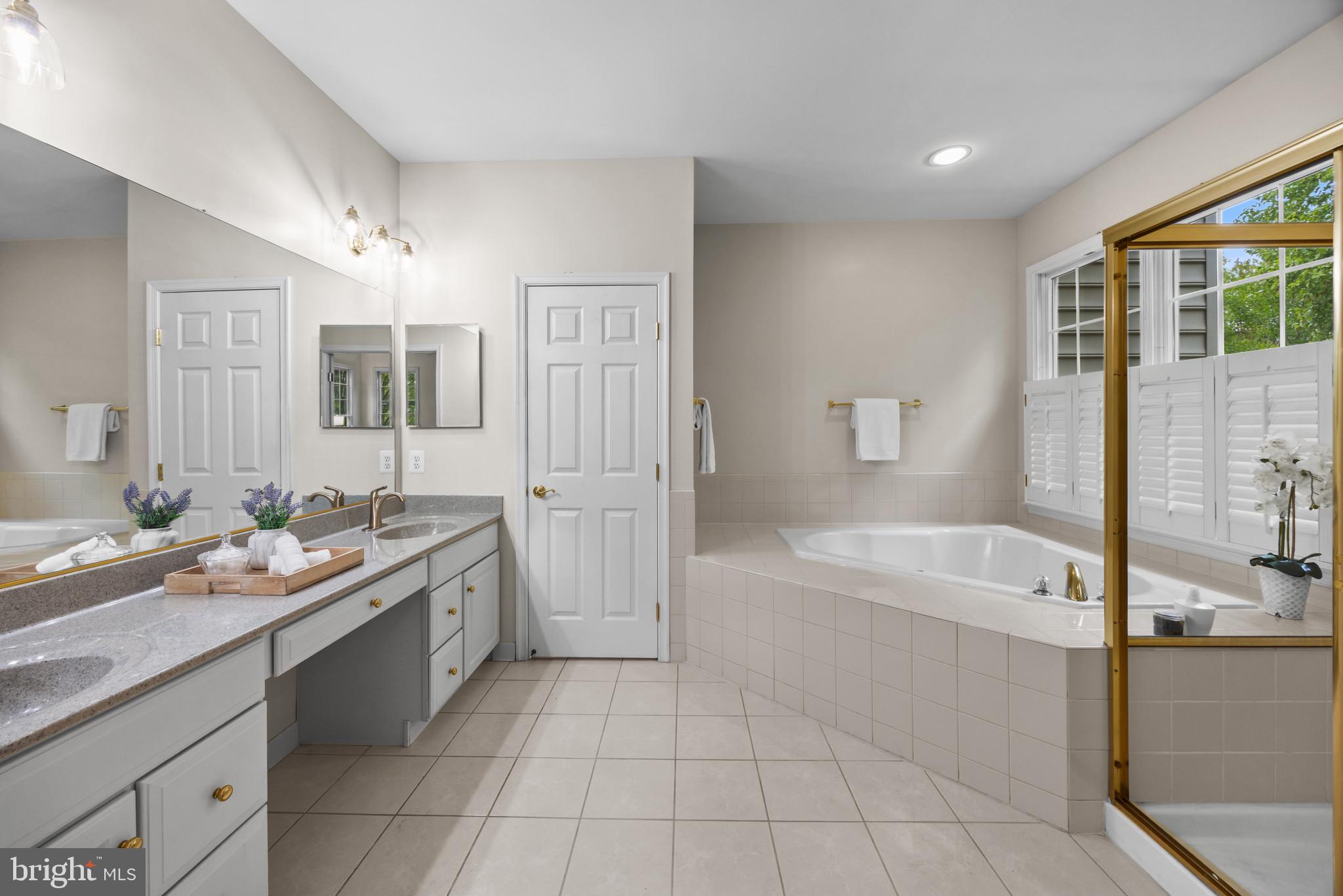 ST MARGARETS LANDING - Residential