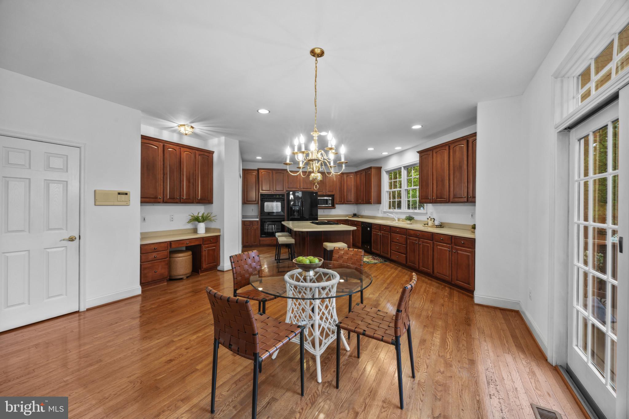 ST MARGARETS LANDING - Residential