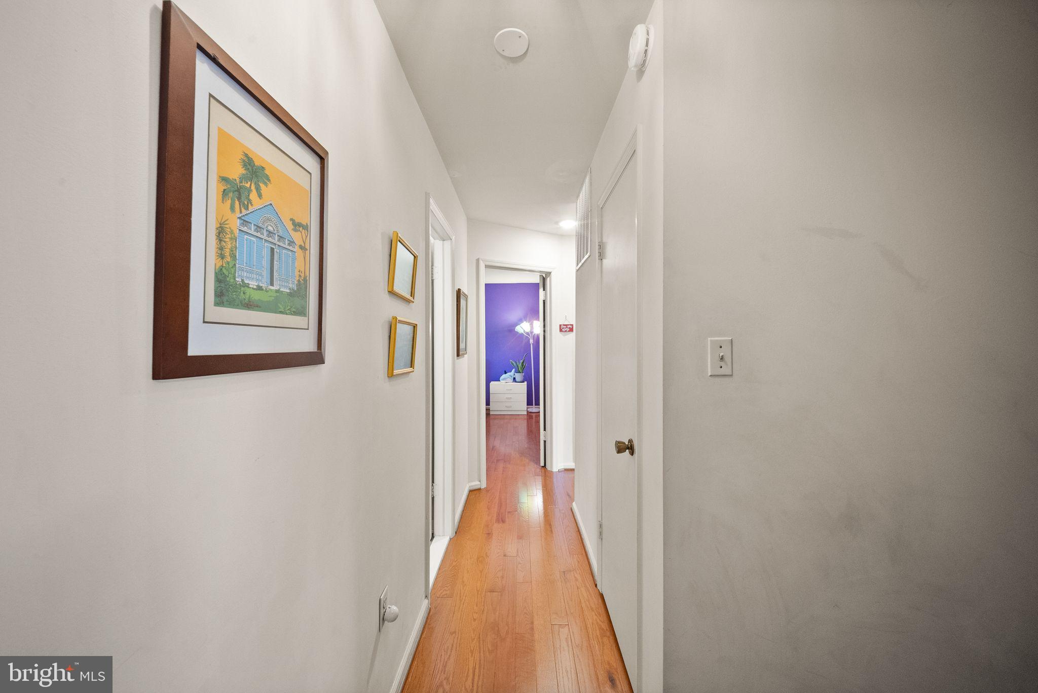 SIGNAL HILL - Residential