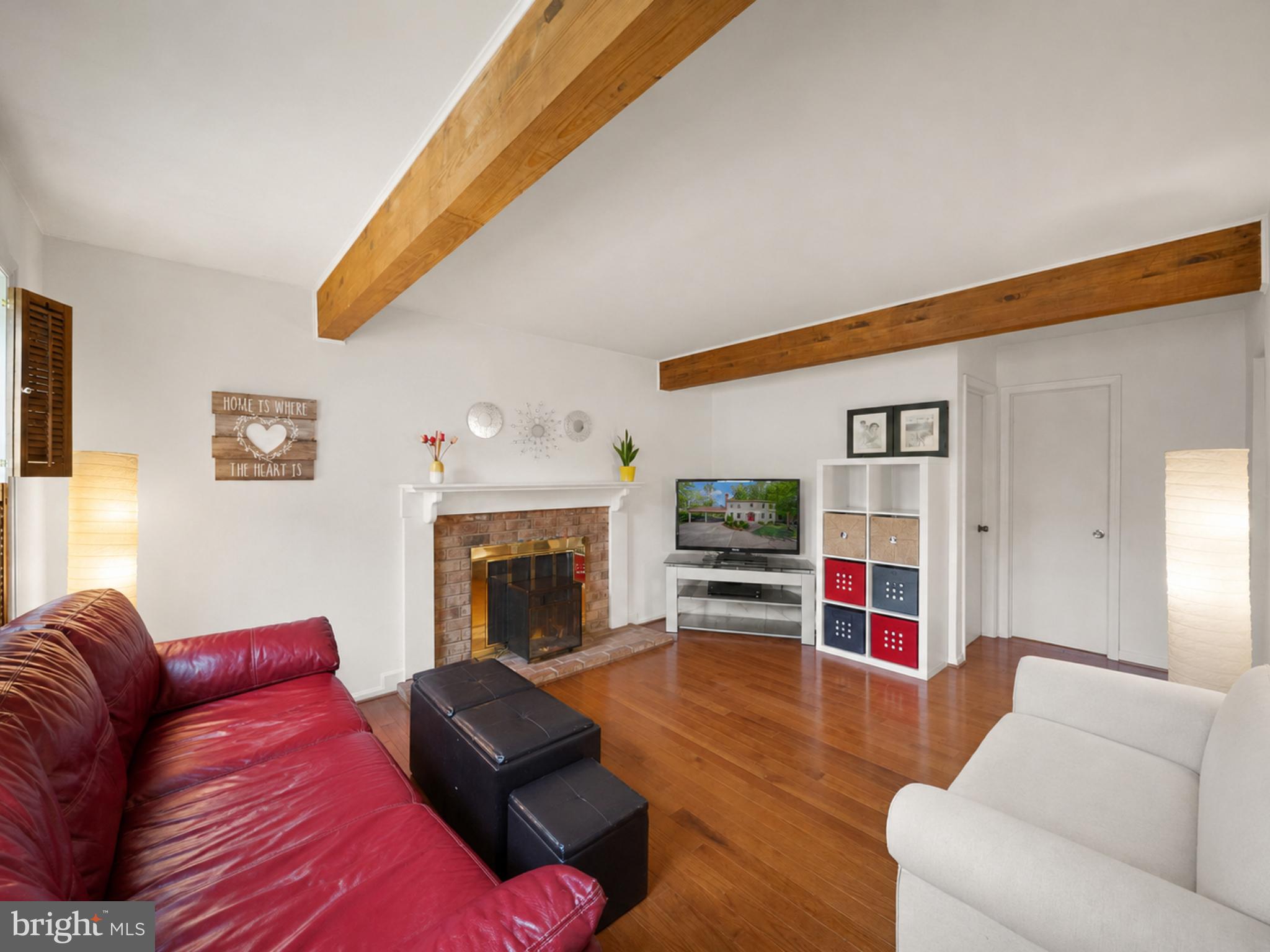SIGNAL HILL - Residential