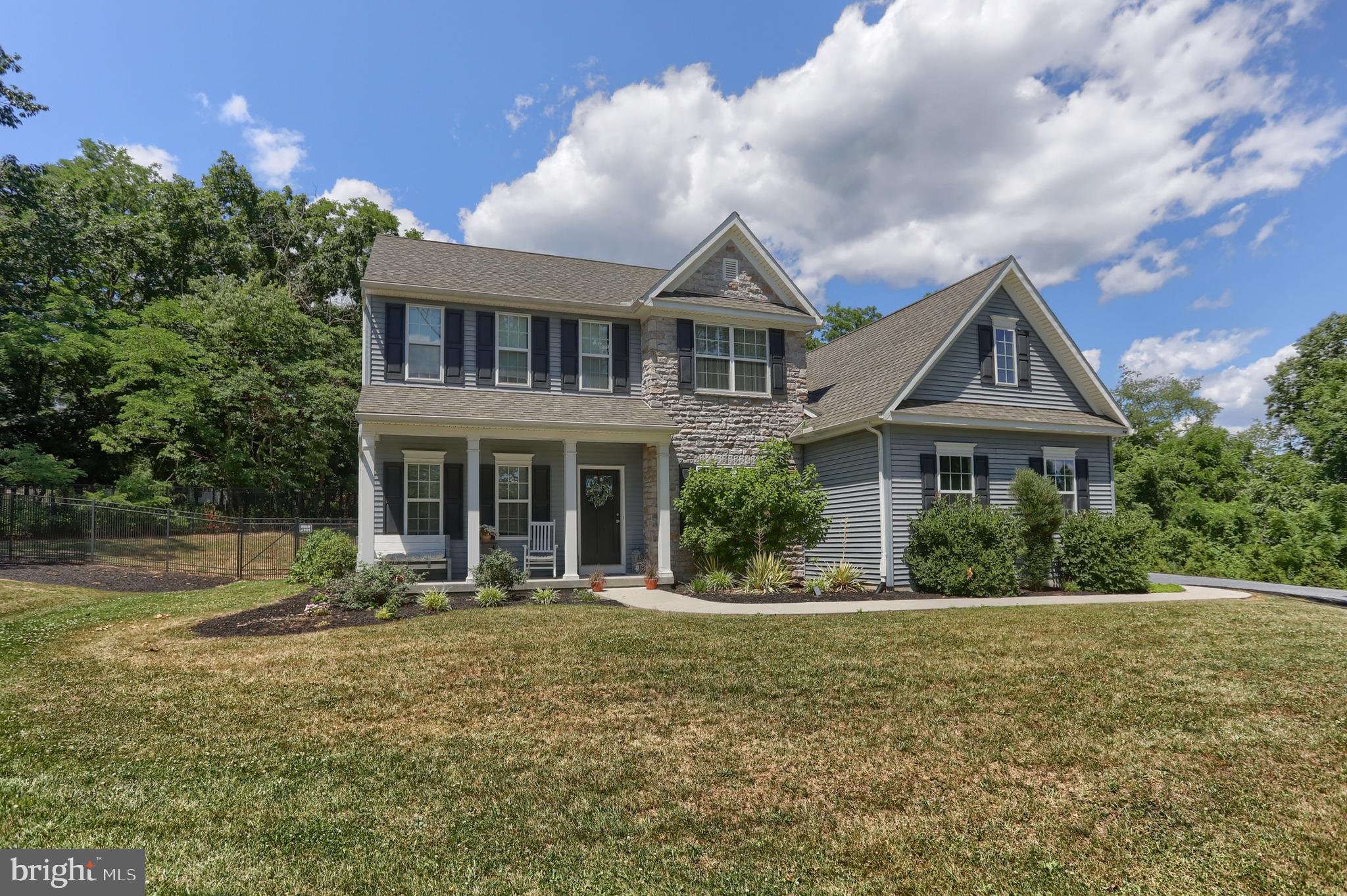 PAXTON CROSSING - Residential