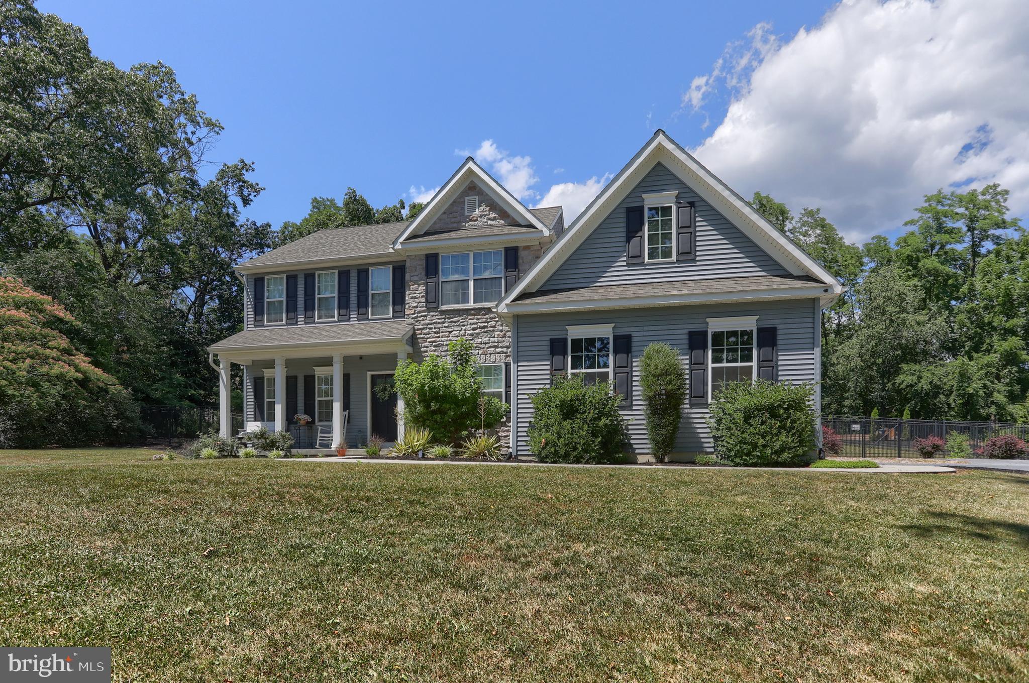 PAXTON CROSSING - Residential