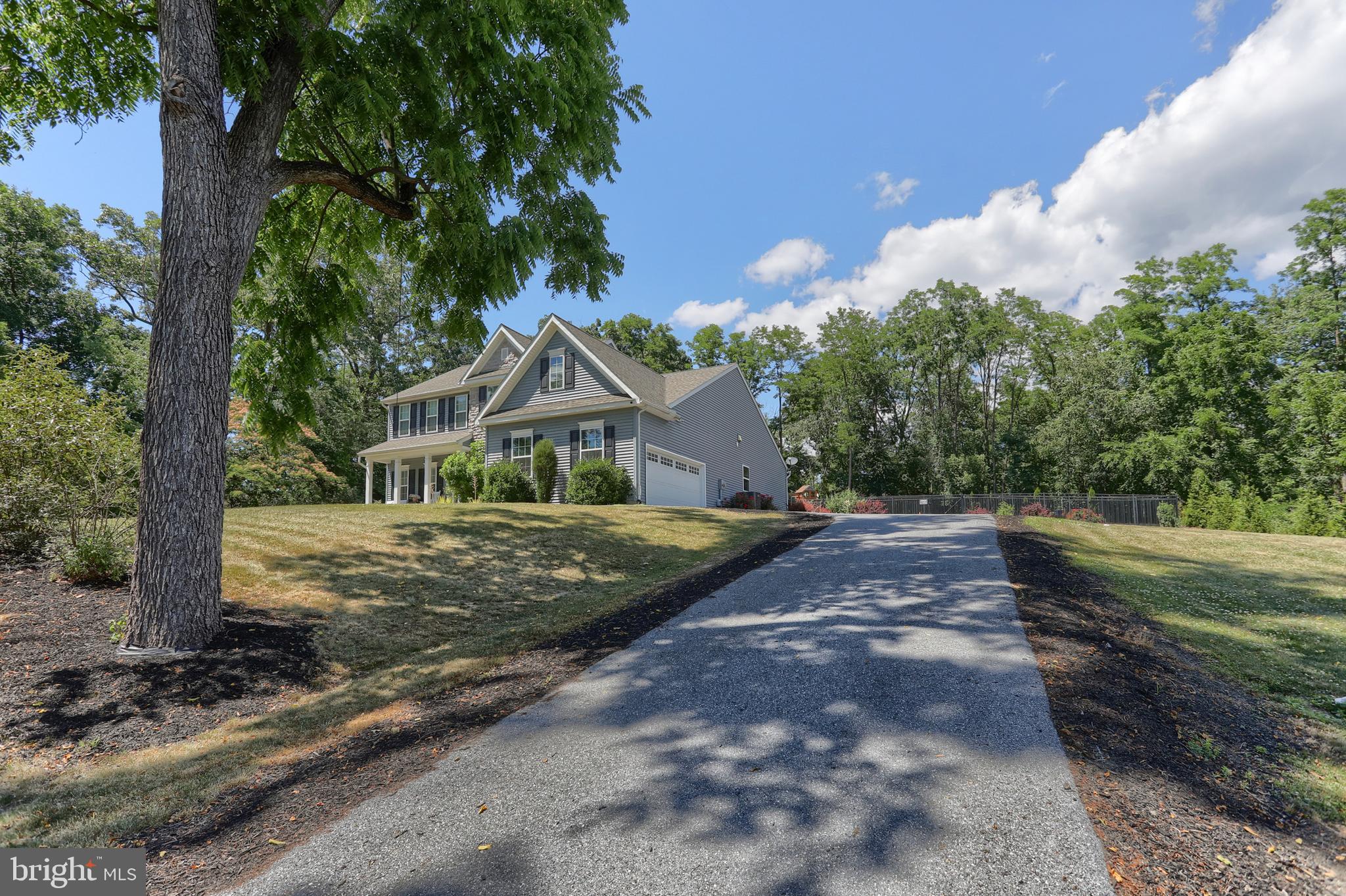 PAXTON CROSSING - Residential