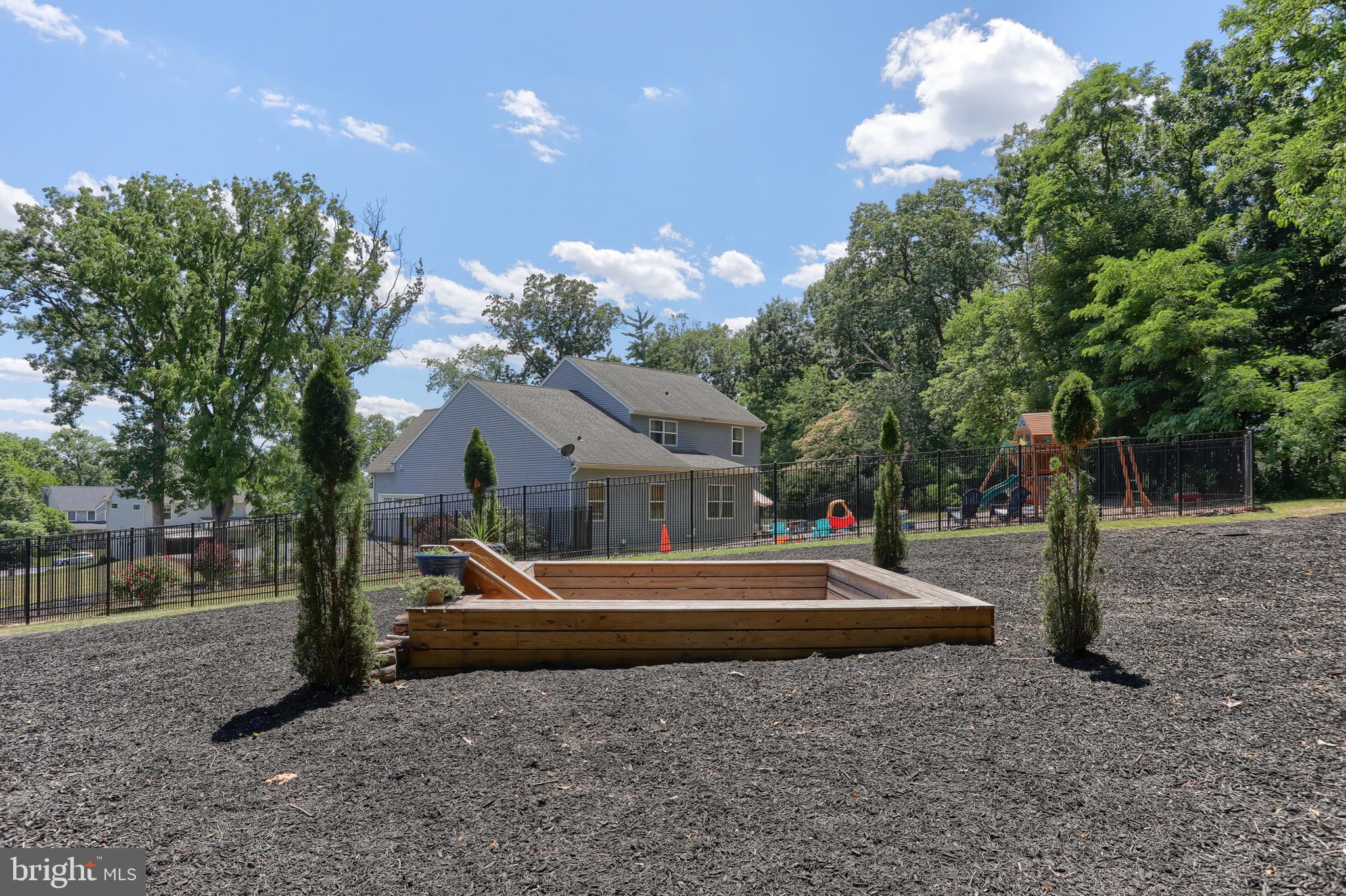 PAXTON CROSSING - Residential