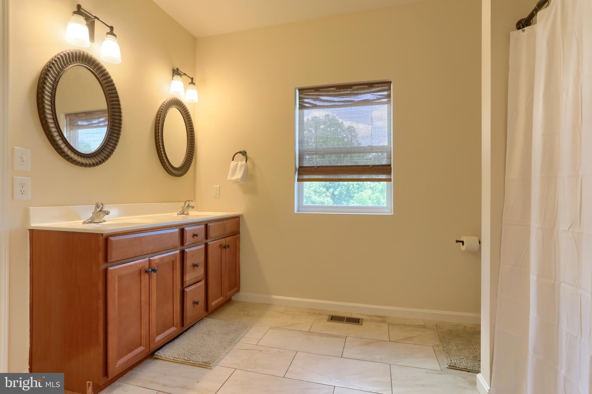 PAXTON CROSSING - Residential