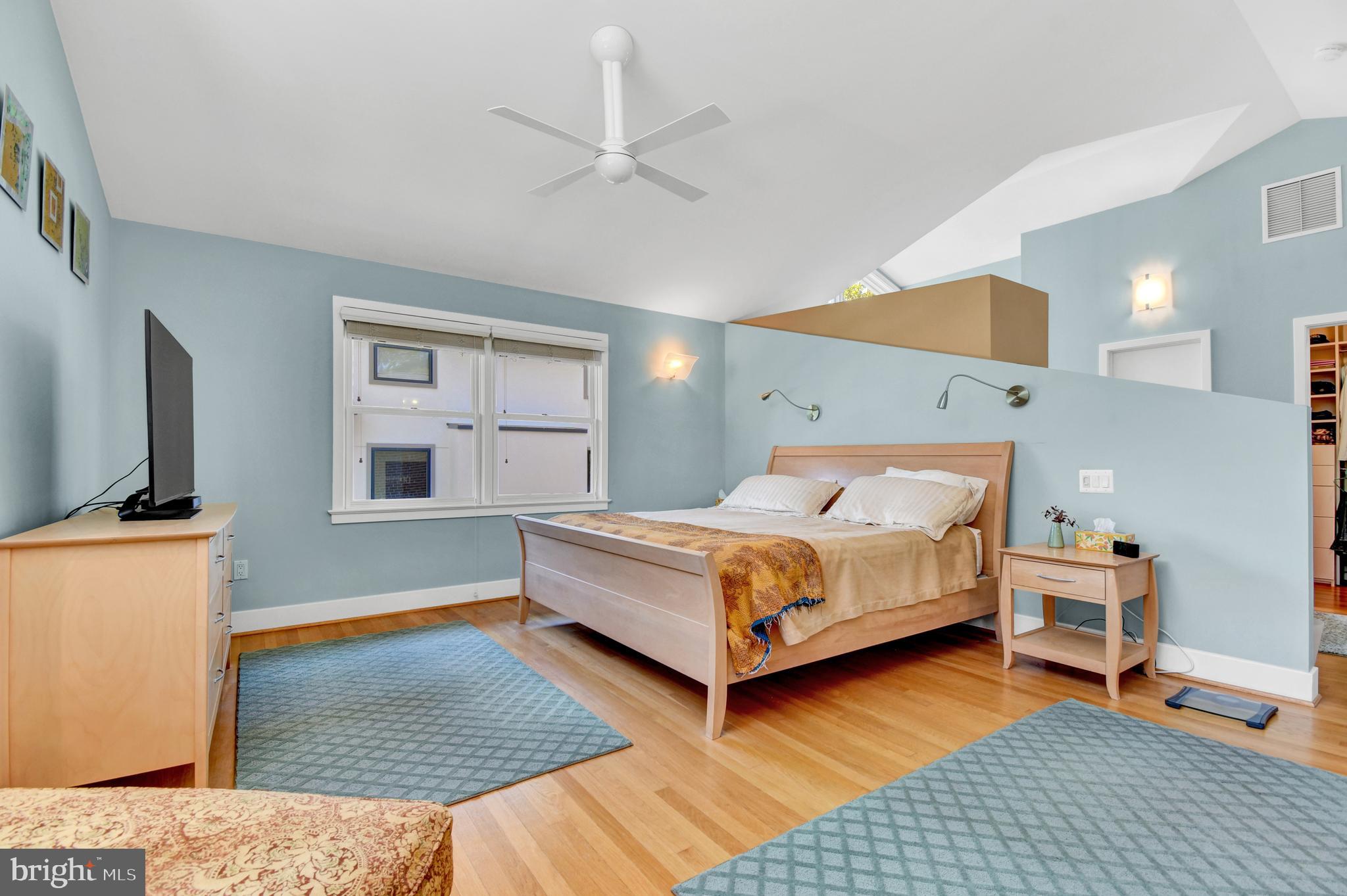 KENWOOD PARK - Residential