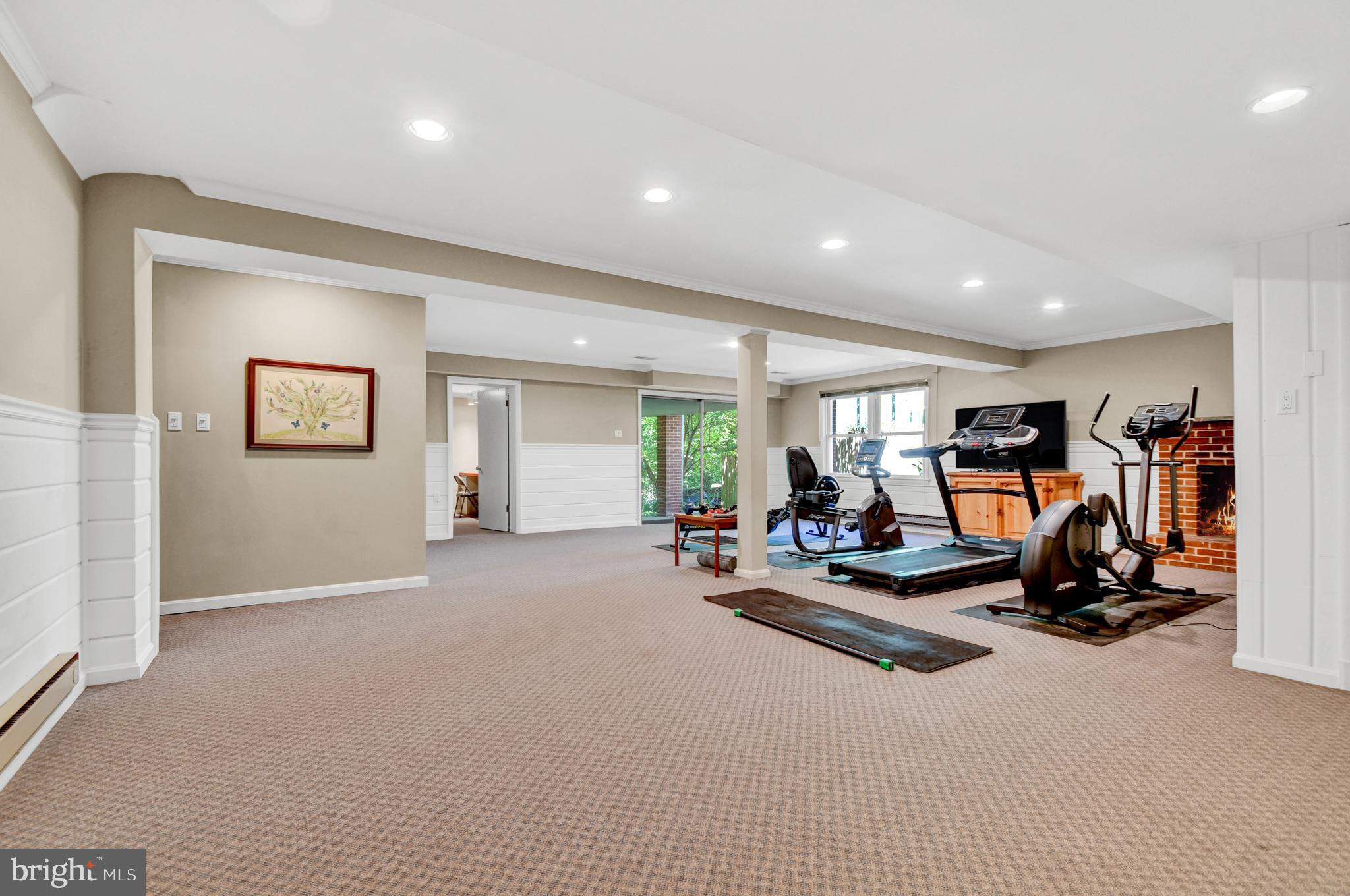 KENWOOD PARK - Residential