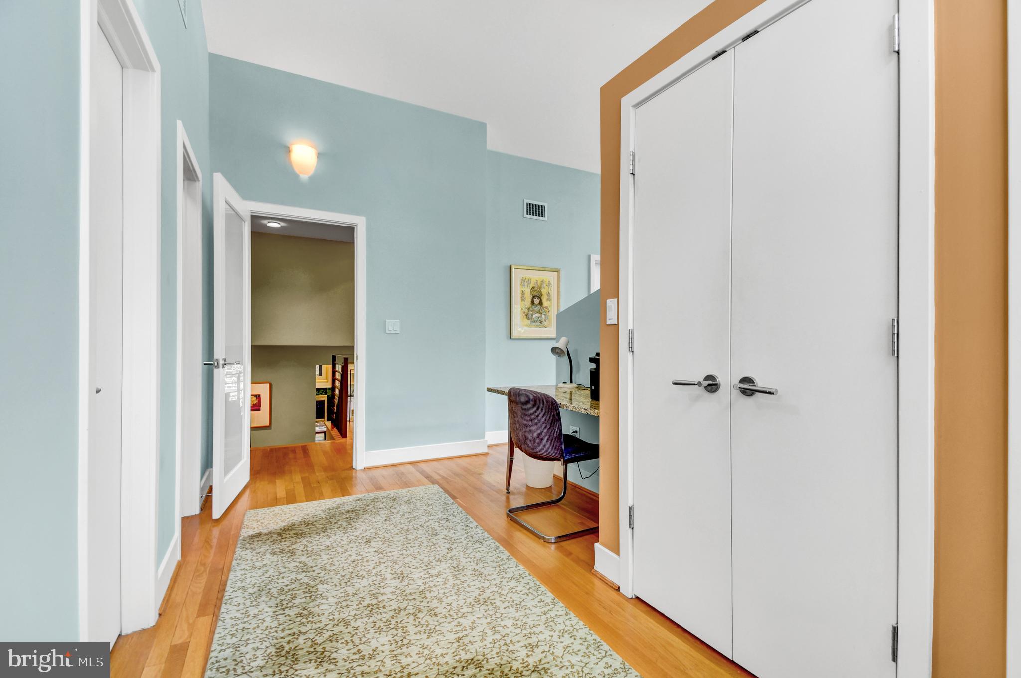 KENWOOD PARK - Residential