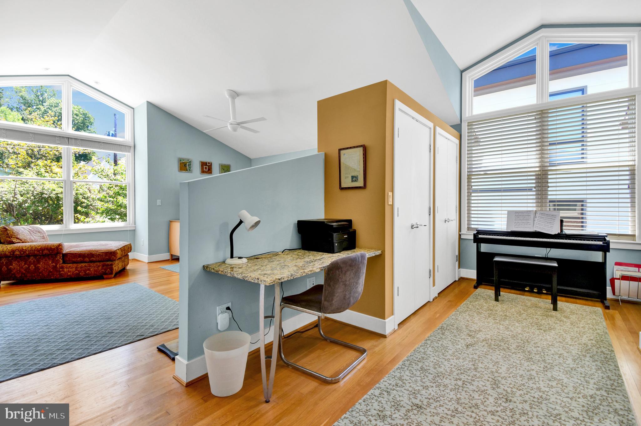 KENWOOD PARK - Residential